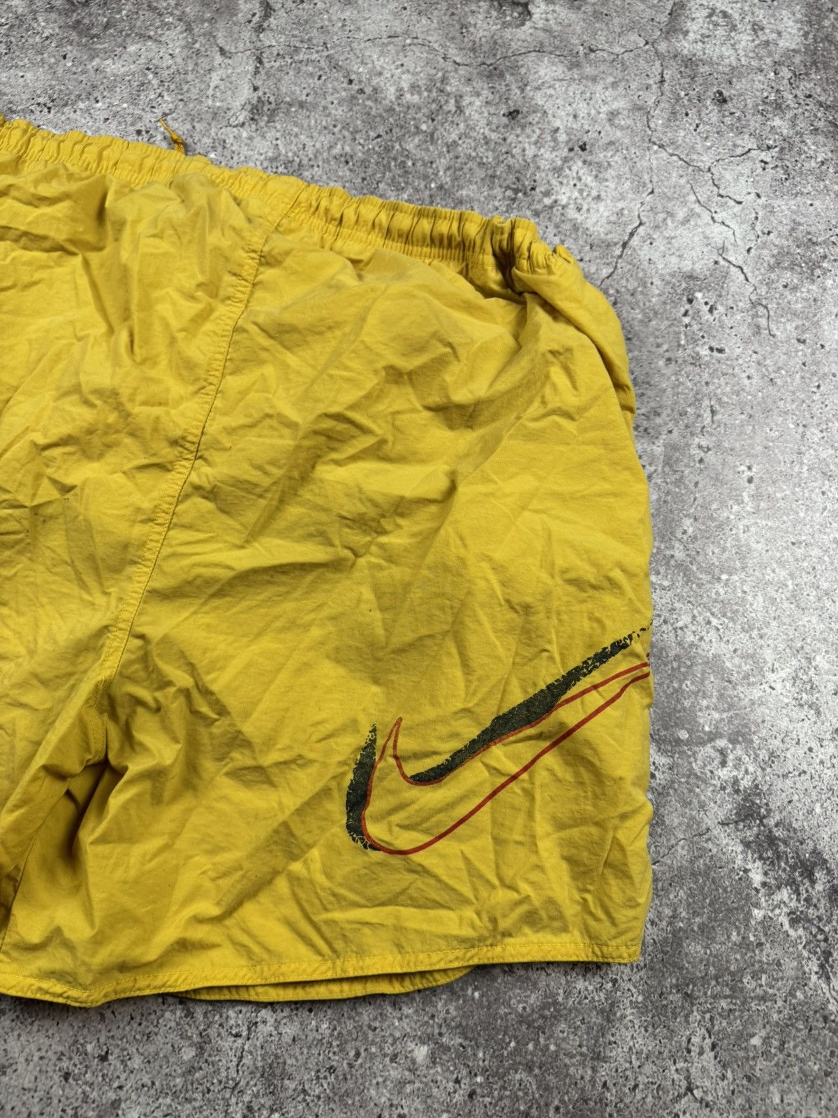 Nike NIKE VINTAGE BIG SWOOSH NYLON SHORTS 90’S JAPANESSE Y-3 Size US 36 / EU 52 - 5 Thumbnail