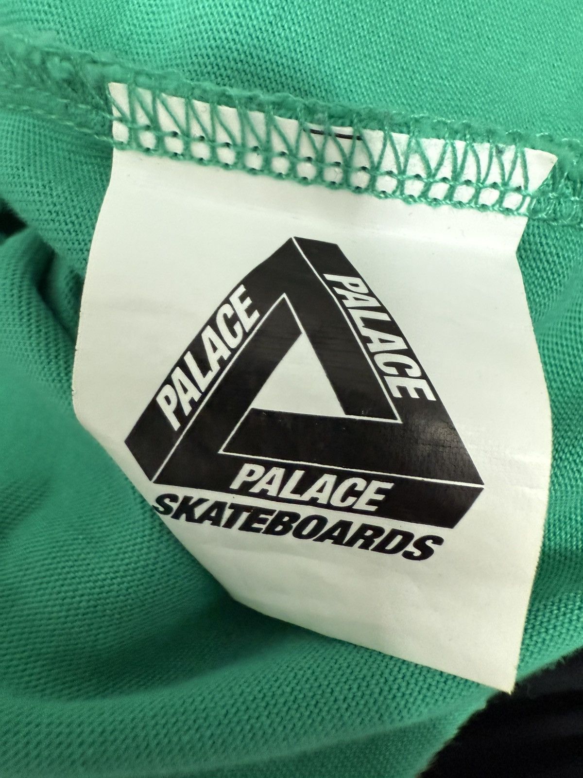 Palace Palace Basically a Longsleeve Size US M / EU 48-50 / 2 - 5 Thumbnail