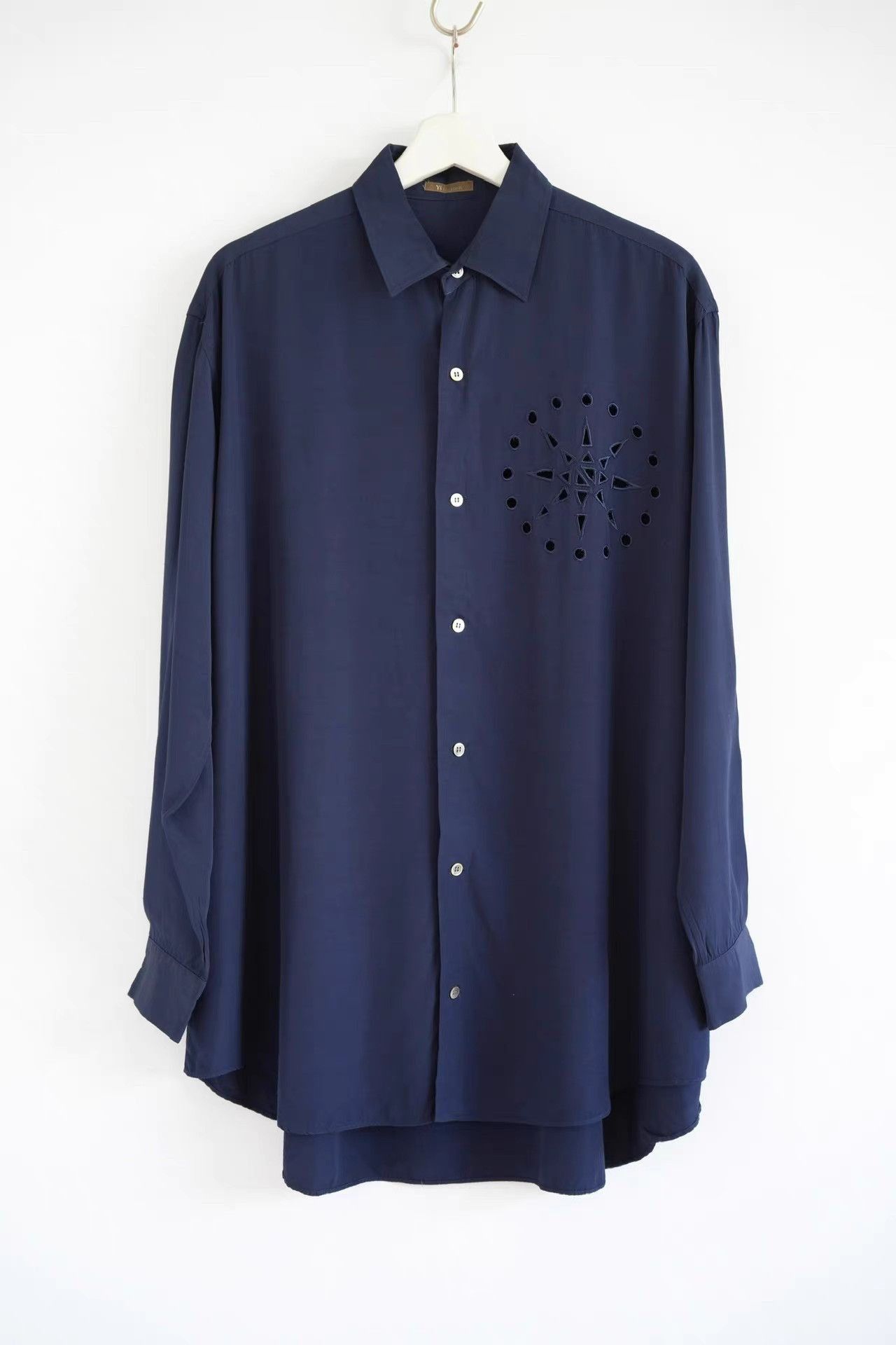 Yohji Yamamoto Blue Long Sleeve Button-Up Shirt with Cutout Design Size US L / EU 52-54 / 3 - 1 Thumbnail