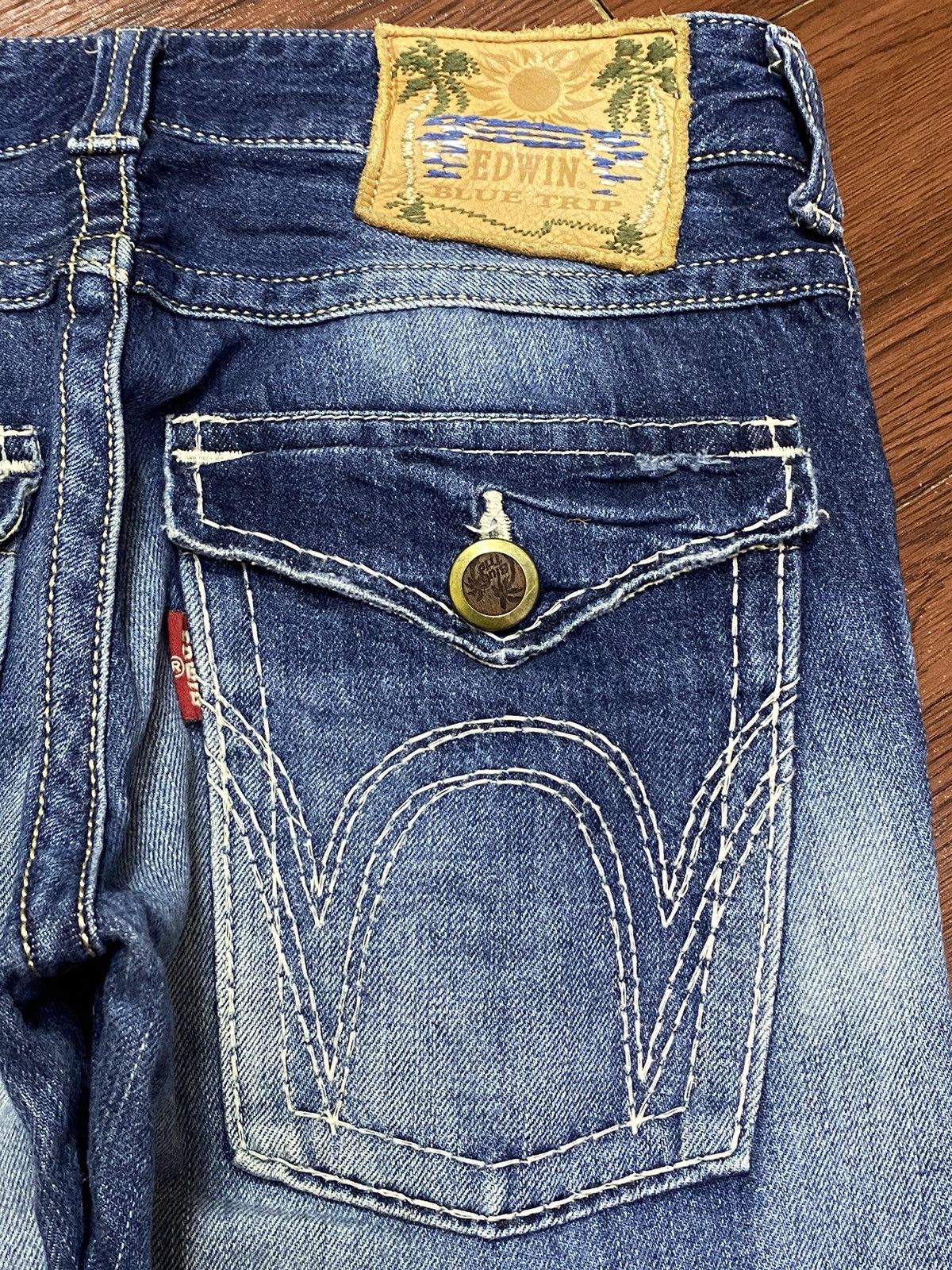 Edwin Vintage Edwin Blue Trip Whisker Flare Jeans Size US 33 - 8 Thumbnail
