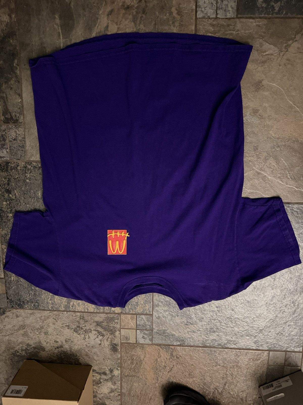 Travis Scott Travis Scott mc Donalds tee Size US L / EU 52-54 / 3 - 2 Thumbnail