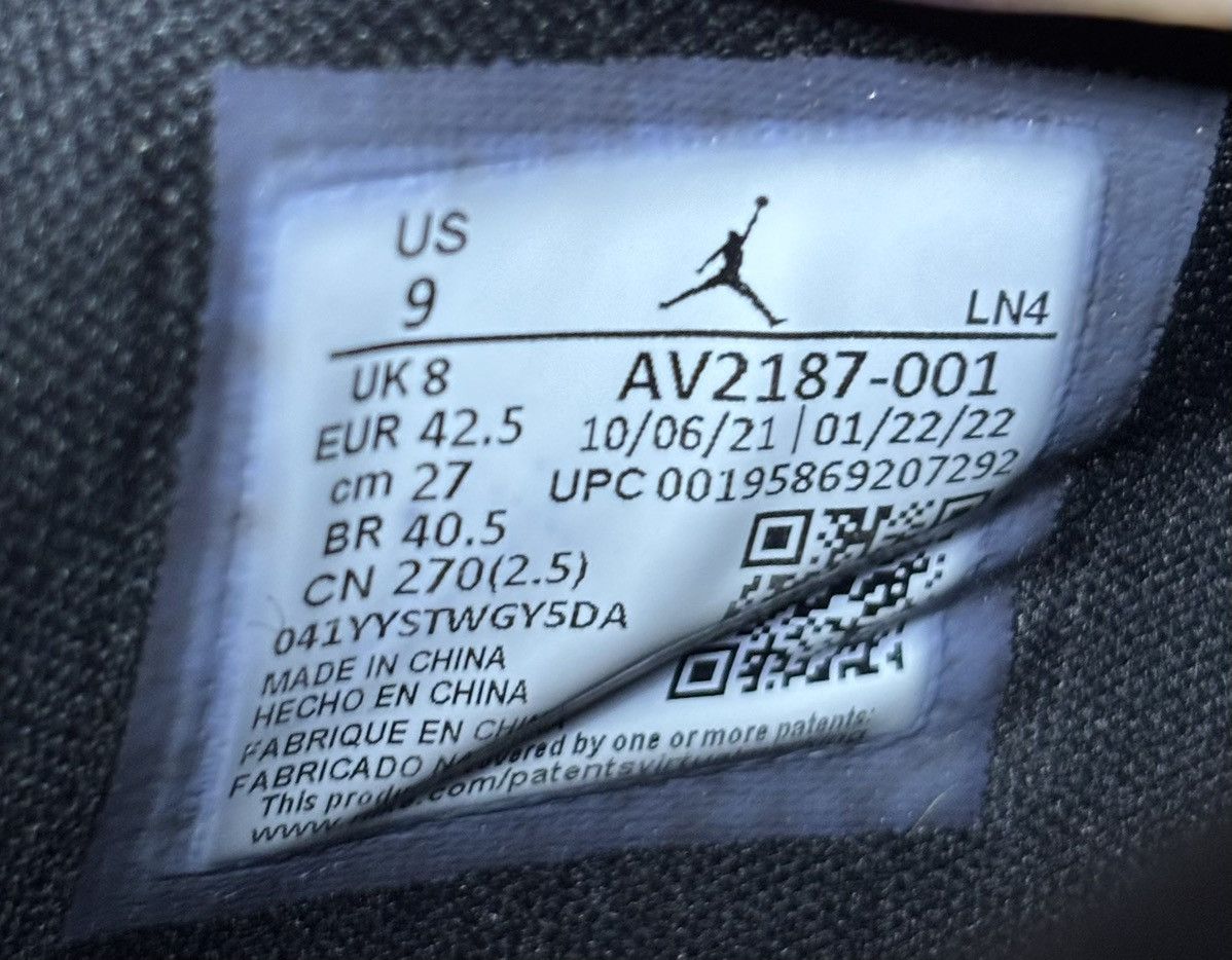 Jordan Brand Jordan 11 Retro Low 72-10 2022 Size 9 Size US 9 / EU 42 - 6 Thumbnail