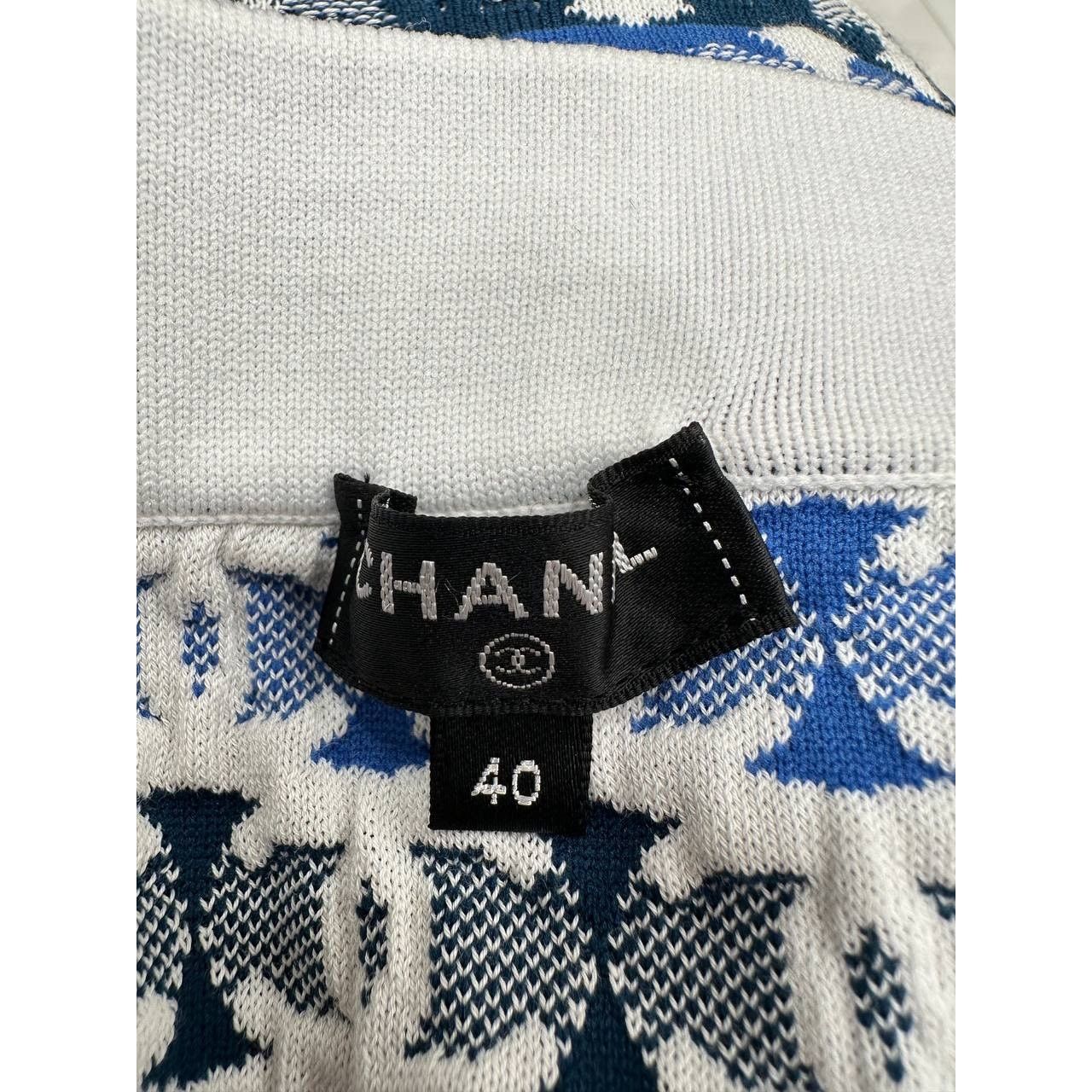 Chanel Chanel 2019 Pre-Spring Blue & White CC Logo Knee Skirt Sz 40 Size 28" / US 6 / IT 42 - 5 Thumbnail