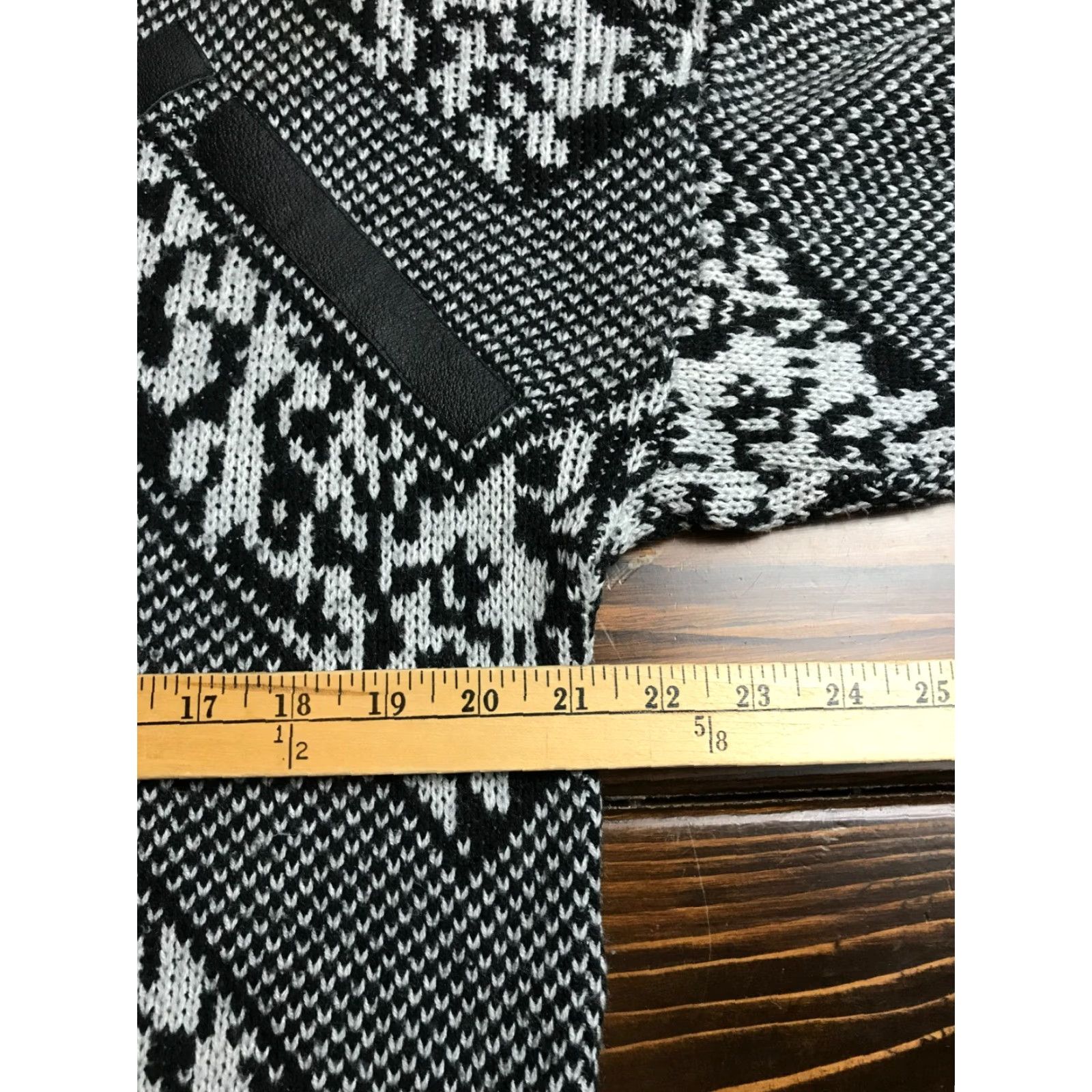 Vintage Chart Well Sweater Men's Size Large Gray Black Geometric Vintage Pullover Size US L / EU 52-54 / 3 - 4 Thumbnail