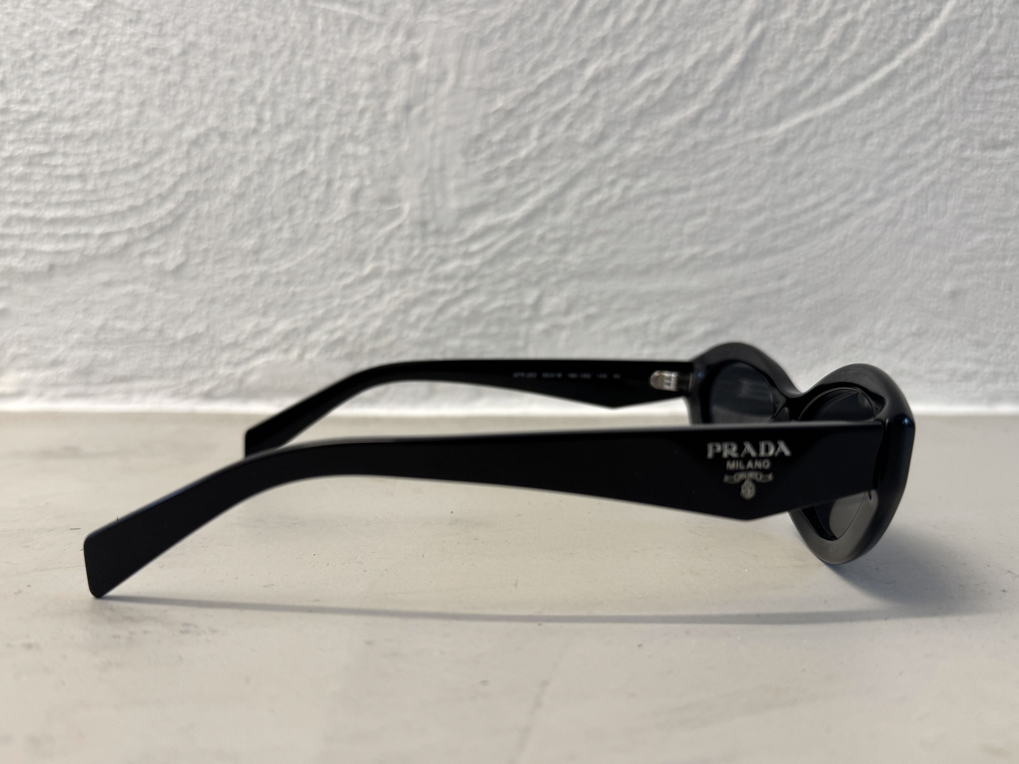 Prada PRADA Black Sunglasses Acetate SPR 26Z 16K-08Z Size ONE SIZE - 2 Thumbnail