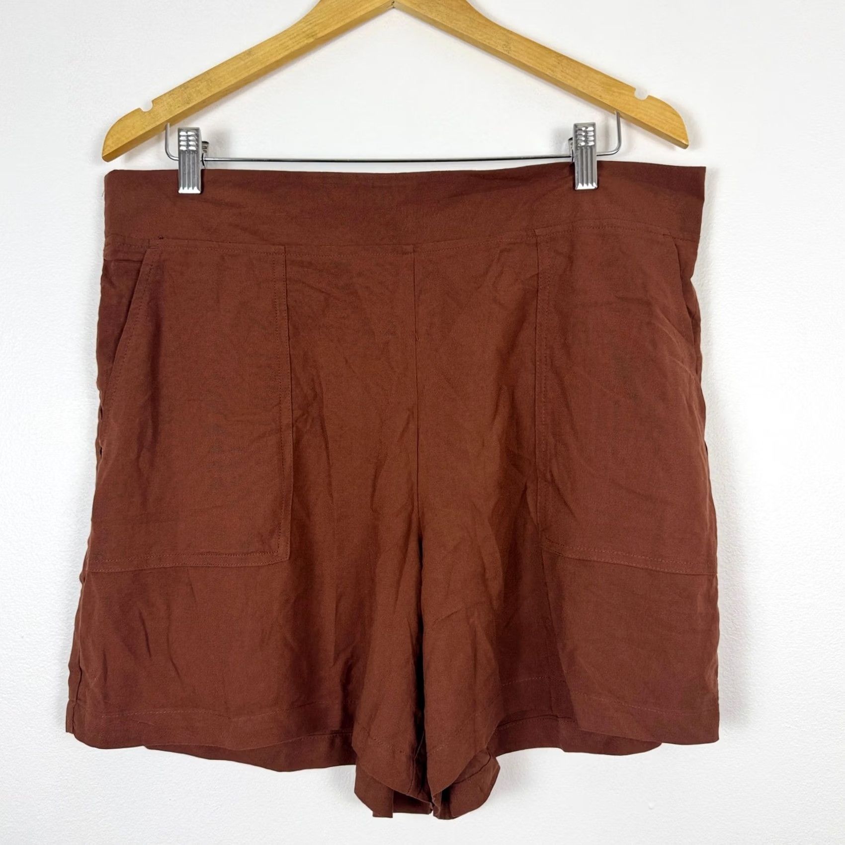 Wildfox VINTAGE? No. Size 40" / US 18 - 2 Thumbnail