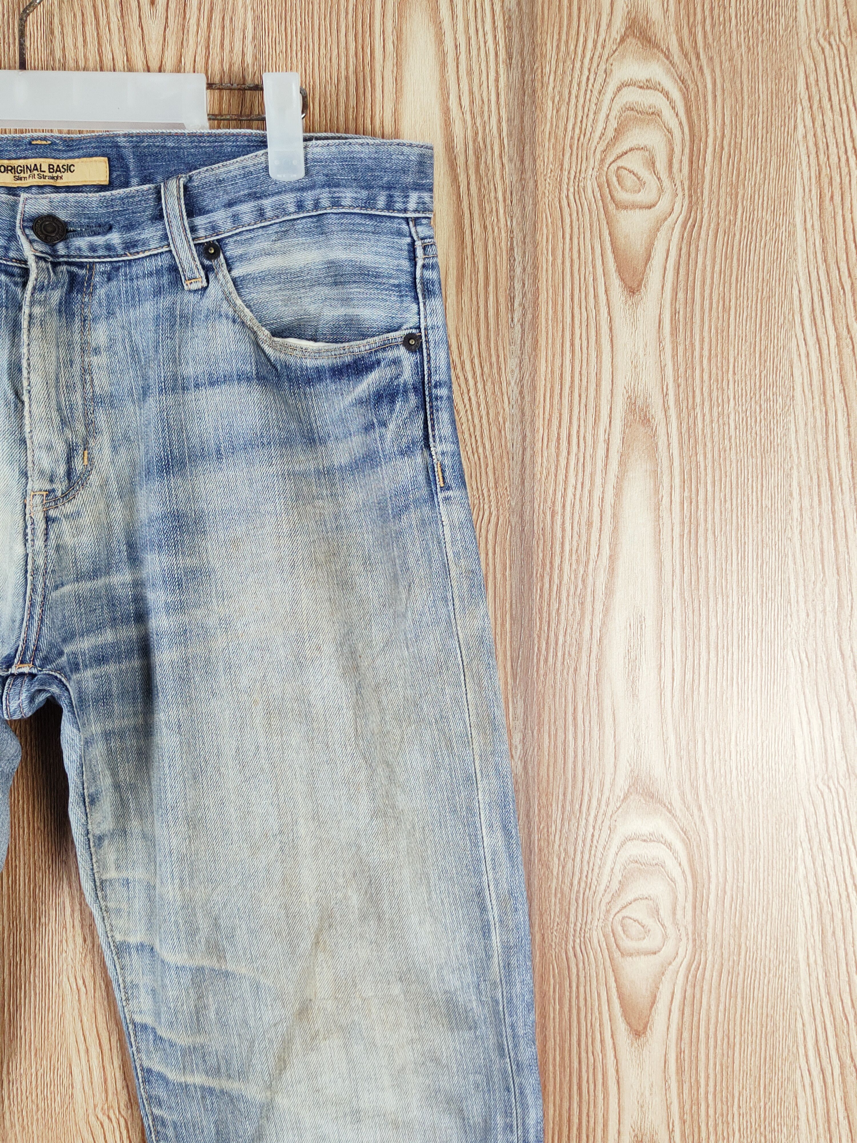 Uniqlo × Vintage Uniqlo Blue Faded Distressed Ripped Jeans Size US 36 / EU 52 - 5 Thumbnail
