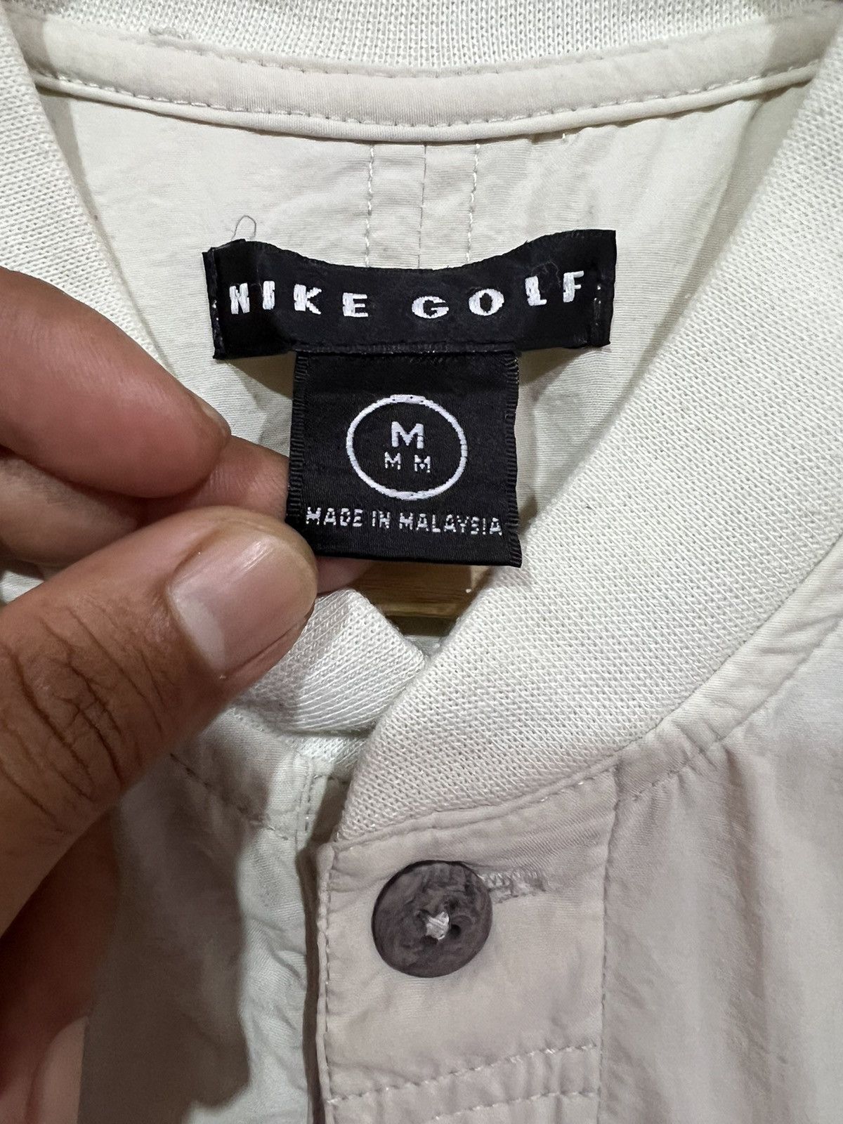 Nike Nike Golf v-neck long sleeve mini swoosh logo Size US M / EU 48-50 / 2 - 6 Thumbnail