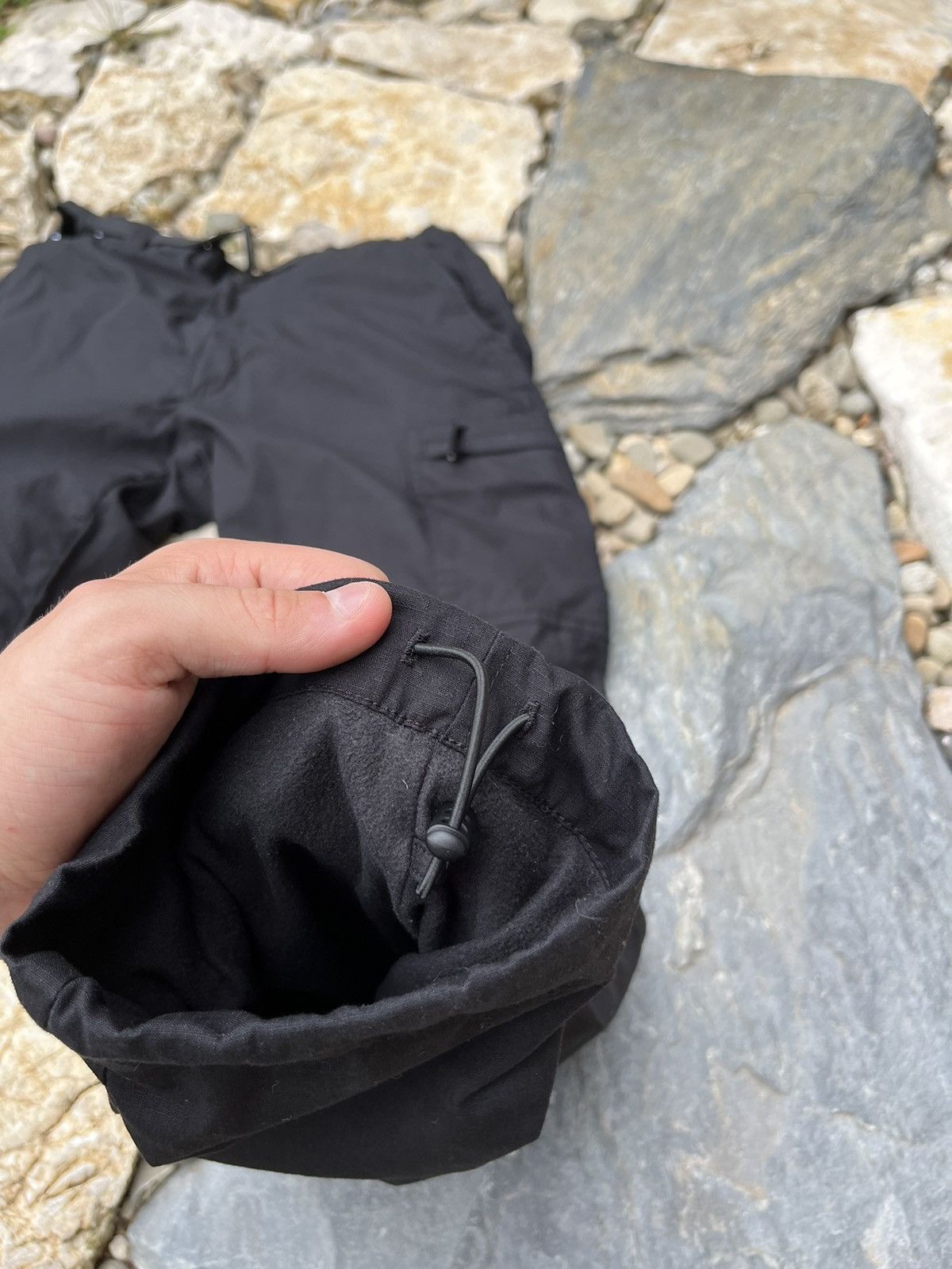 Uniqlo Uniqlo Heattech cargo multipocket insulated pants with belt Size US 30 / EU 46 - 19 Thumbnail