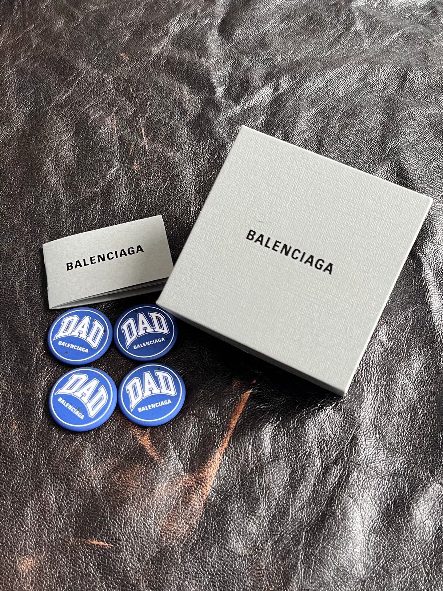Balenciaga Balenciaga DAD Letter Badge Size ONE SIZE - 1 Thumbnail