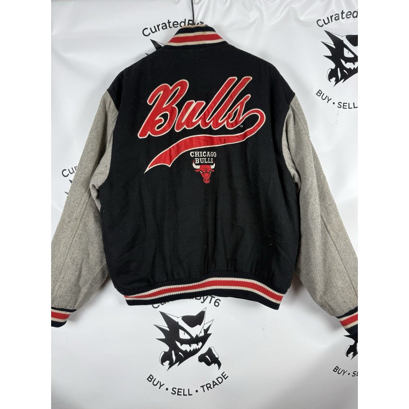 Logo Athletic RARE VINTAGE CHICAGO BULLS 90s Wool Varsity Logo Athletic Size US XL / EU 56 / 4 - 1 Thumbnail