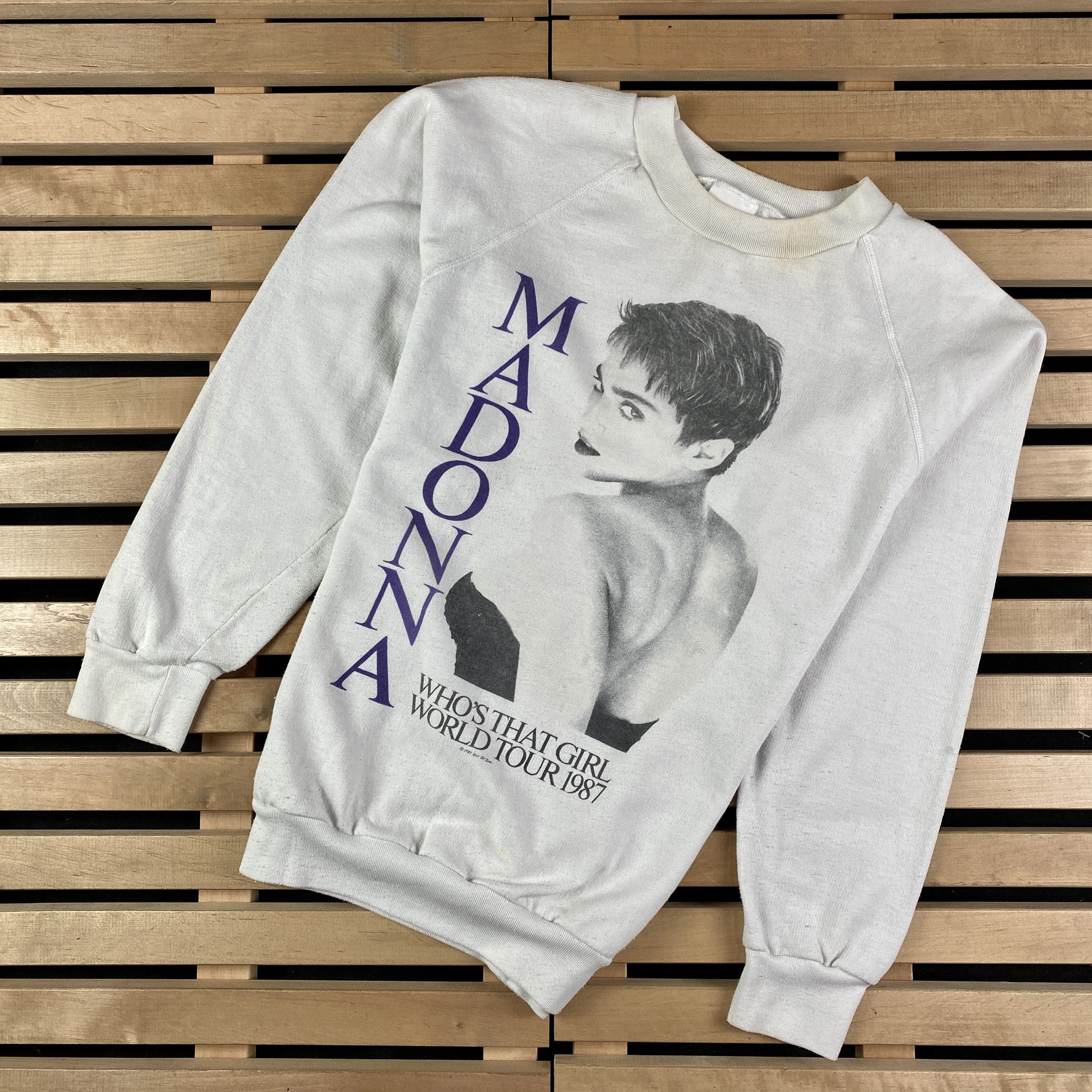 Vintage Sweatshirt Long Sleeve Madonna Vintage 1987 Size L