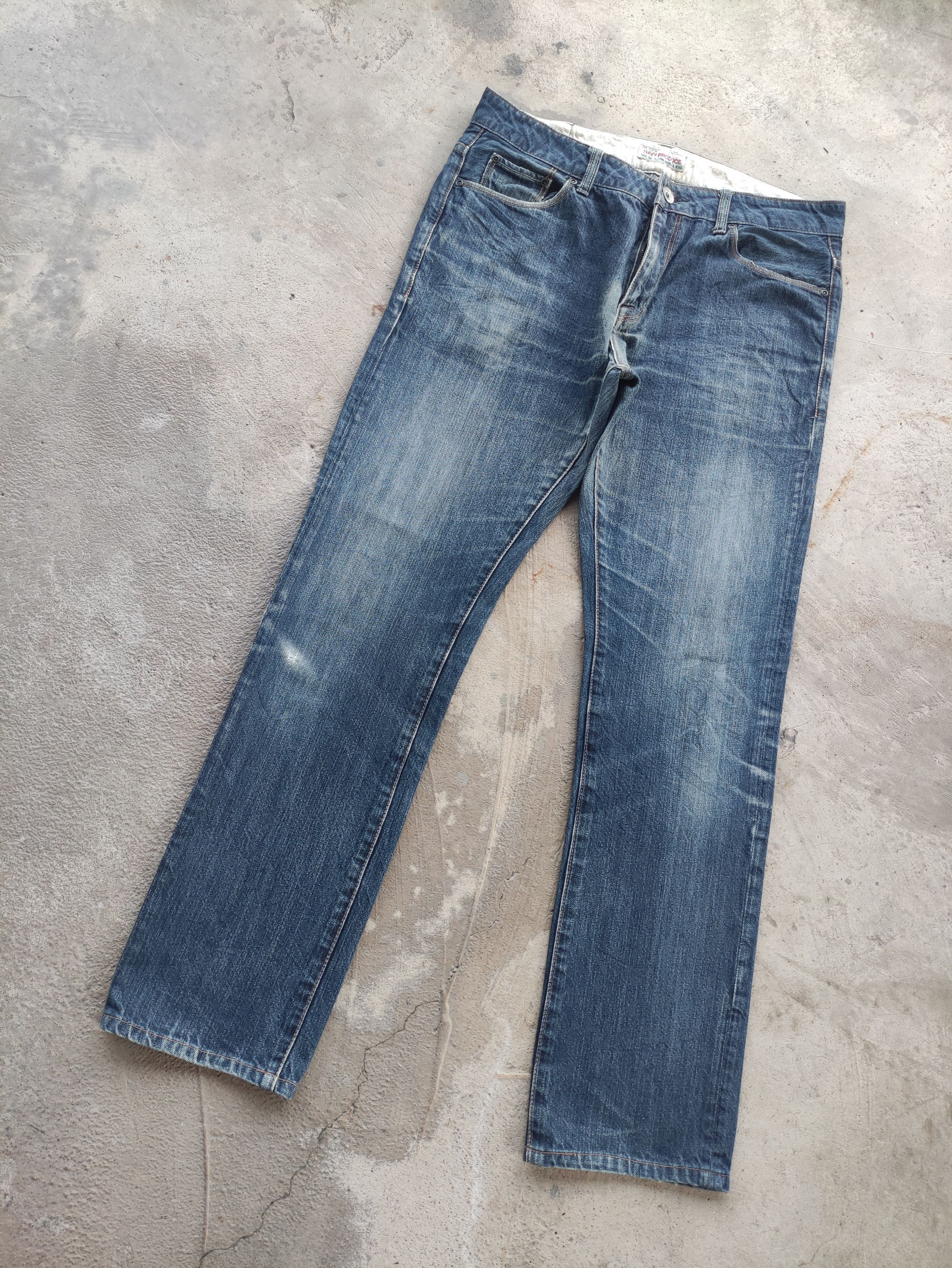 Old Navy Vintage Navy Jean Distressed Faded Denim Size US 34 / EU 50 - 2 Thumbnail