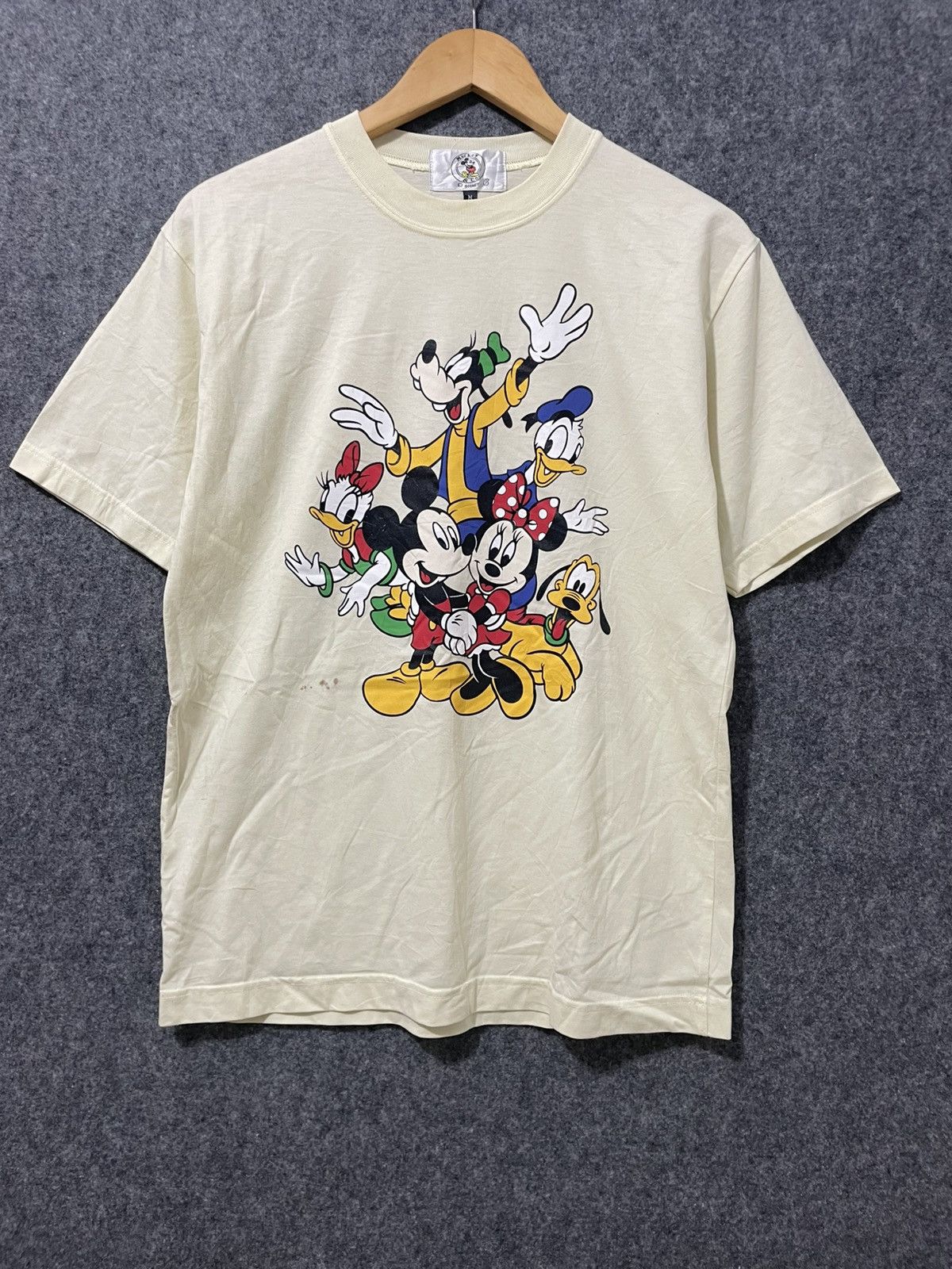 Disney Vintage Disney Mickey And Friends T-Shirt Size US M / EU 48-50 / 2 - 1 Thumbnail