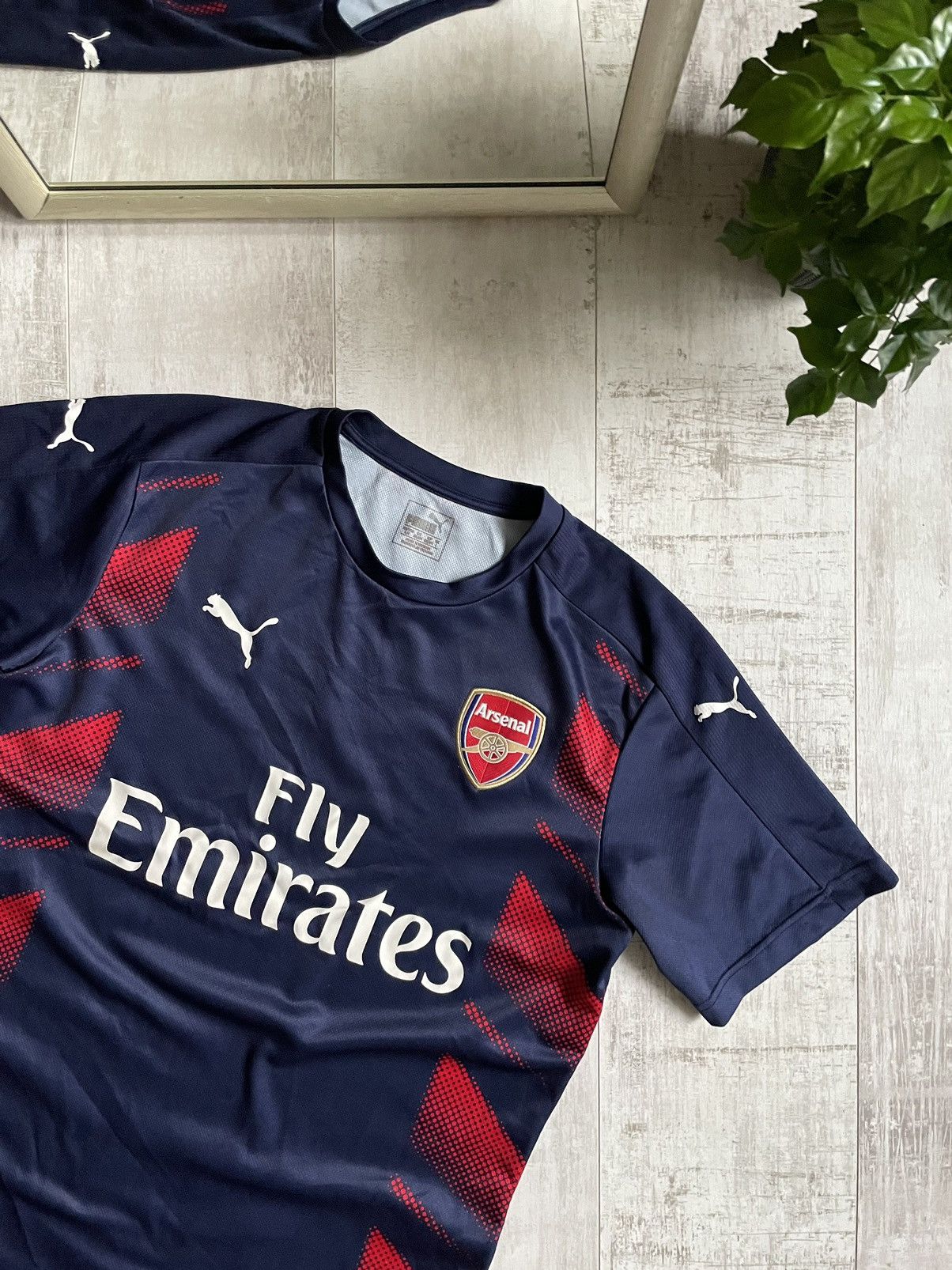 Puma Puma Arsenal 2016/2017 Away Football Shirt Soccer Jersey Size US L / EU 52-54 / 3 - 3 Thumbnail