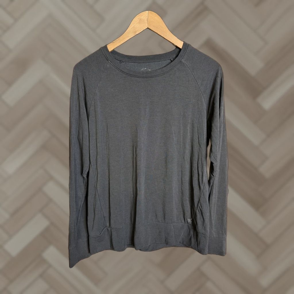 Vintage COZY EARTH Shirt Womens Small Gray Knit Long Sleeve Bamboo Stretch Crewneck Size S / US 4 / IT 40 - 1 Thumbnail