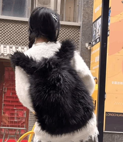 Japanese Brand Black Faux Fur Backpack Size ONE SIZE - 2 Thumbnail