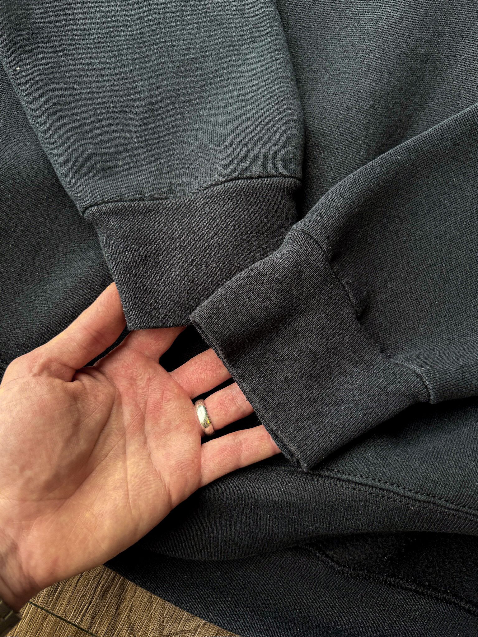 Fruit Of The Loom Vintage Fruit of the Loom Heavy Cotton Sweatshirt Black Size US XL / EU 56 / 4 - 4 Thumbnail