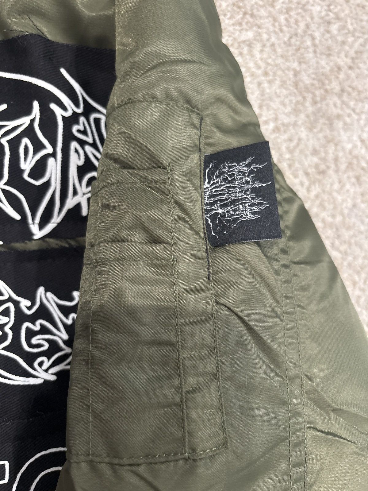 Kim Krueger Kim Krueger Olive Bomber Size US M / EU 48-50 / 2 - 3 Thumbnail