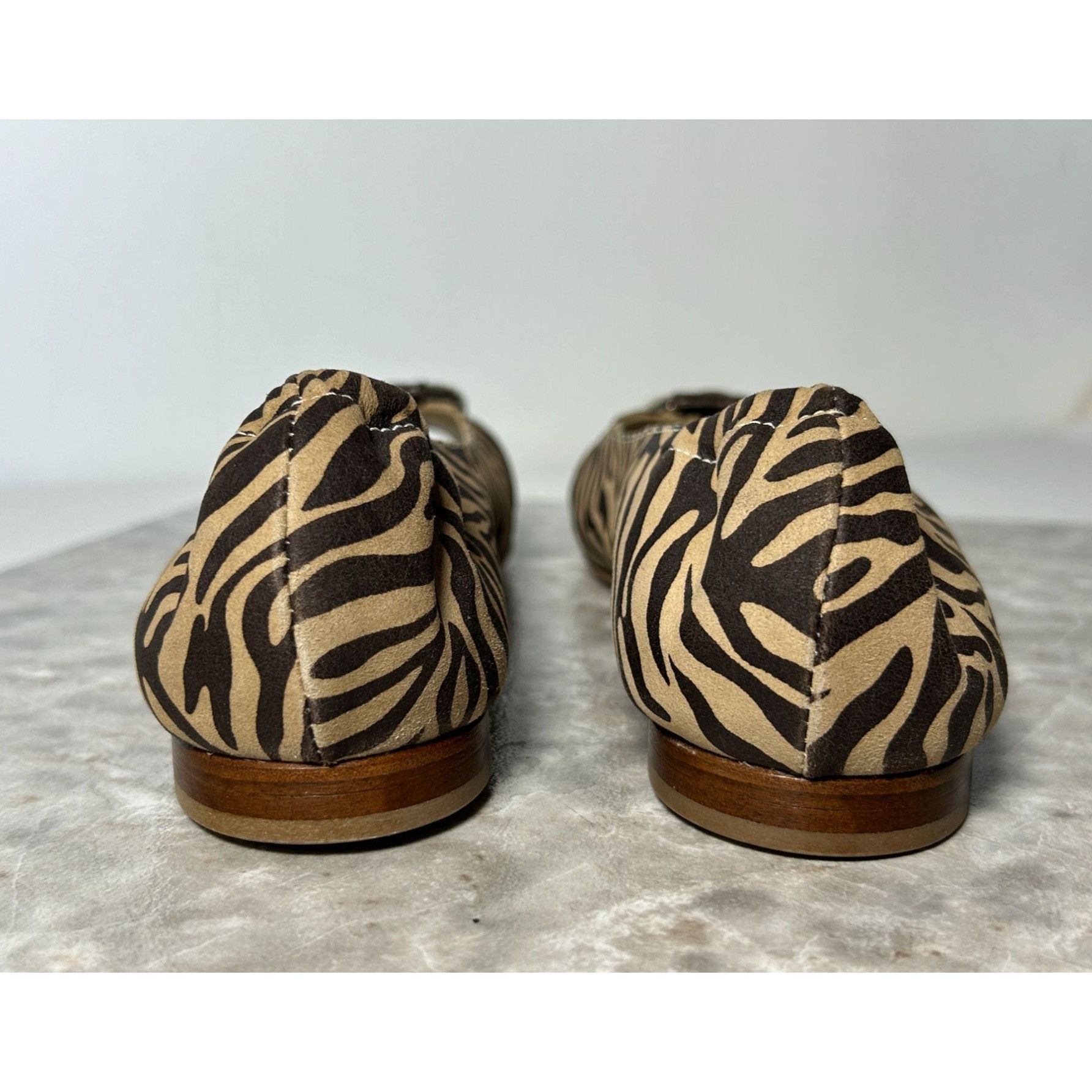 AGL AGL Attilio Guisti Leombruni Zebra Ballet Peeptoe Flats in B Size US 9.5 / IT 39.5 - 6 Thumbnail