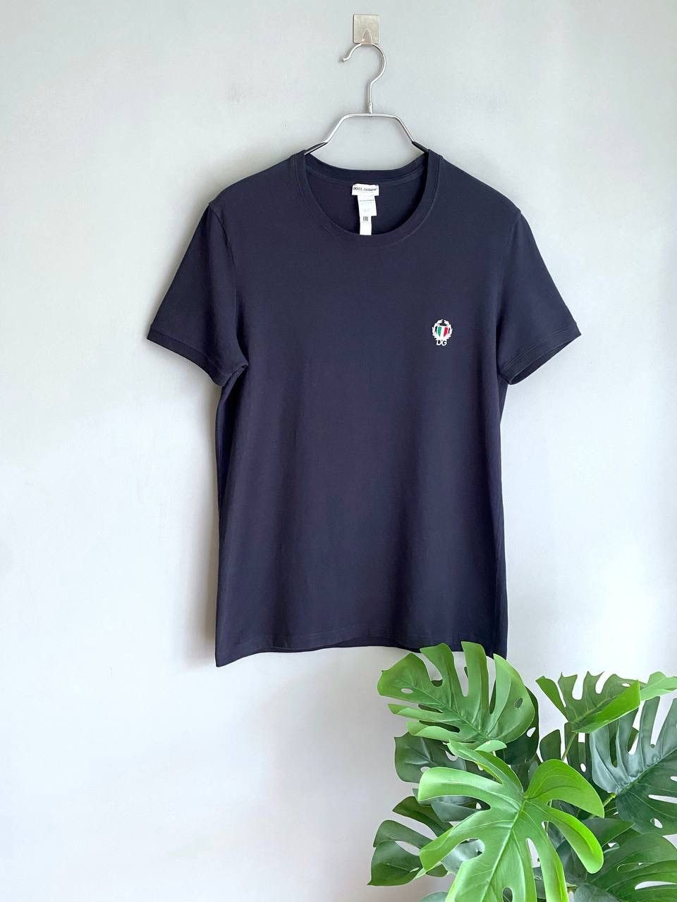 Dolce & Gabbana Dolce&Gabbana DG Italian Flag Men's Dark Blue T-Shirt Size M Size US M / EU 48-50 / 2 - 1 Thumbnail