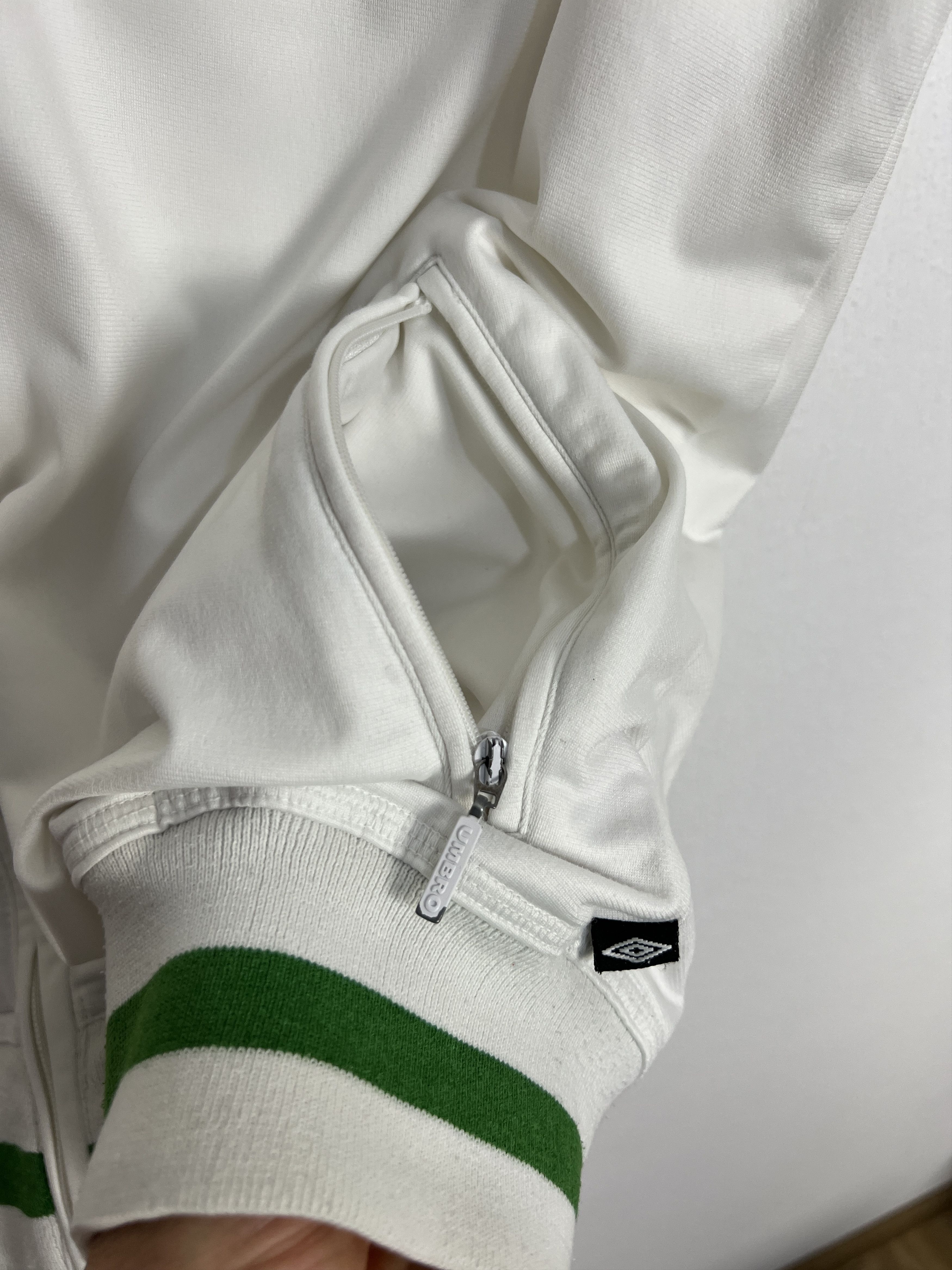 Umbro Vintage Celtic Football Jacket Soccer Track Top Zip Rare Size US L / EU 52-54 / 3 - 5 Thumbnail