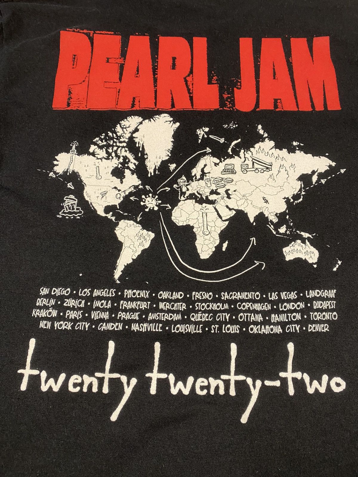 Band Tees Pearl Jam Tour 2022 Black Don't Give Up Crew Neck T Shirt Size US L / EU 52-54 / 3 - 16 Thumbnail