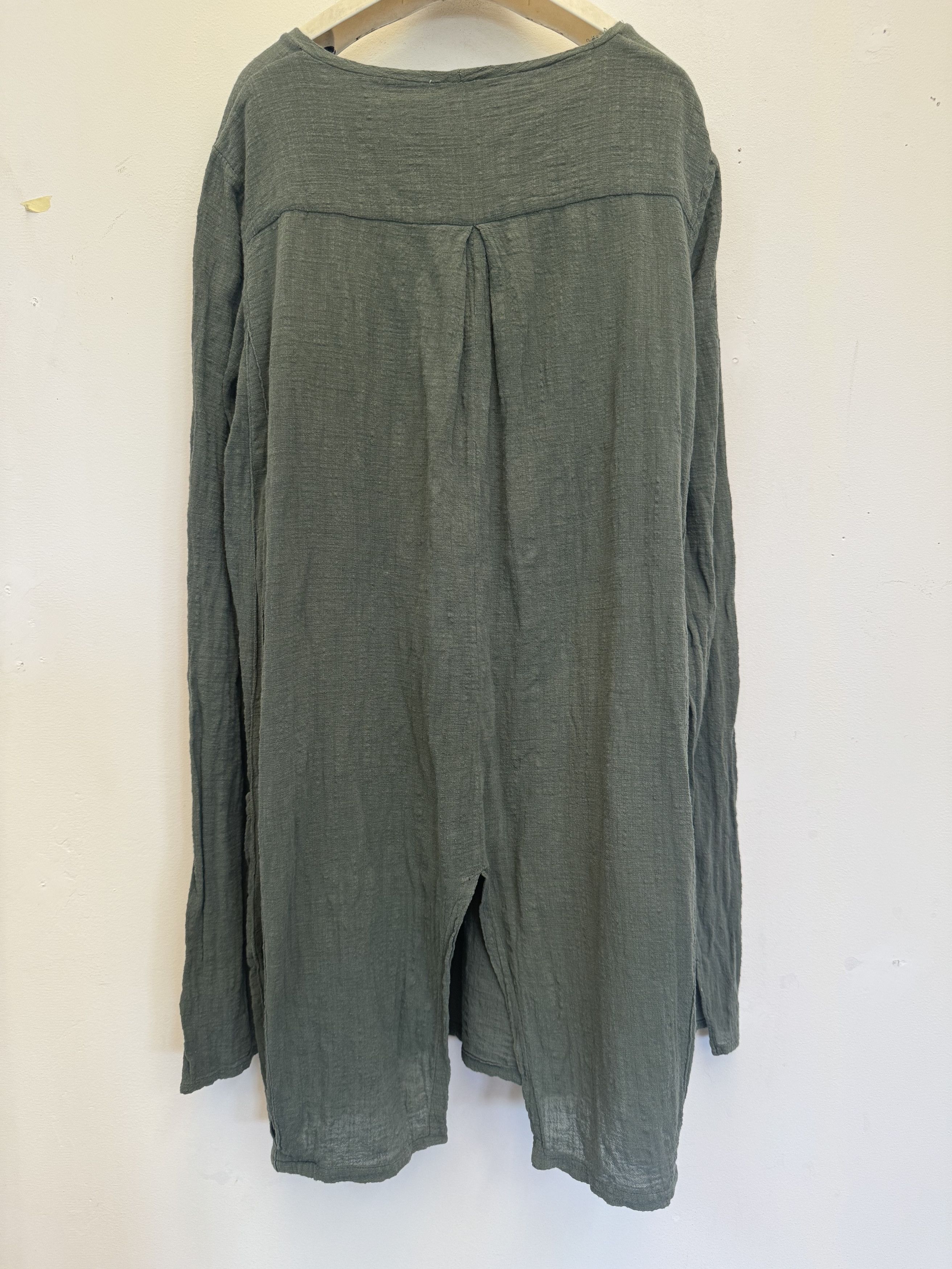 Mavranyma Long sleeve cotton shirt Size US M / EU 48-50 / 2 - 5 Thumbnail