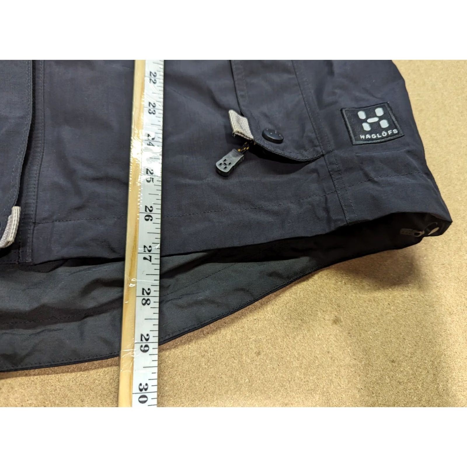Vintage Haglöfs Womens Gore-Tex Jacket Size 42 Black Full Zip Outdoor Mountain Ski Trekk Shirt Hoodie Womens 42 Black Hooded Water Resistant Quick Dry Size M / US 6-8 / IT 42-44 - 6 Thumbnail