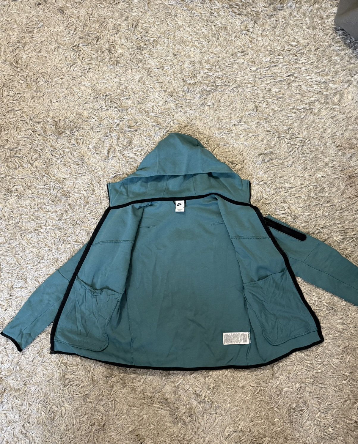 Nike green/turquoise nike tech fleece Size US M / EU 48-50 / 2 - 2 Thumbnail