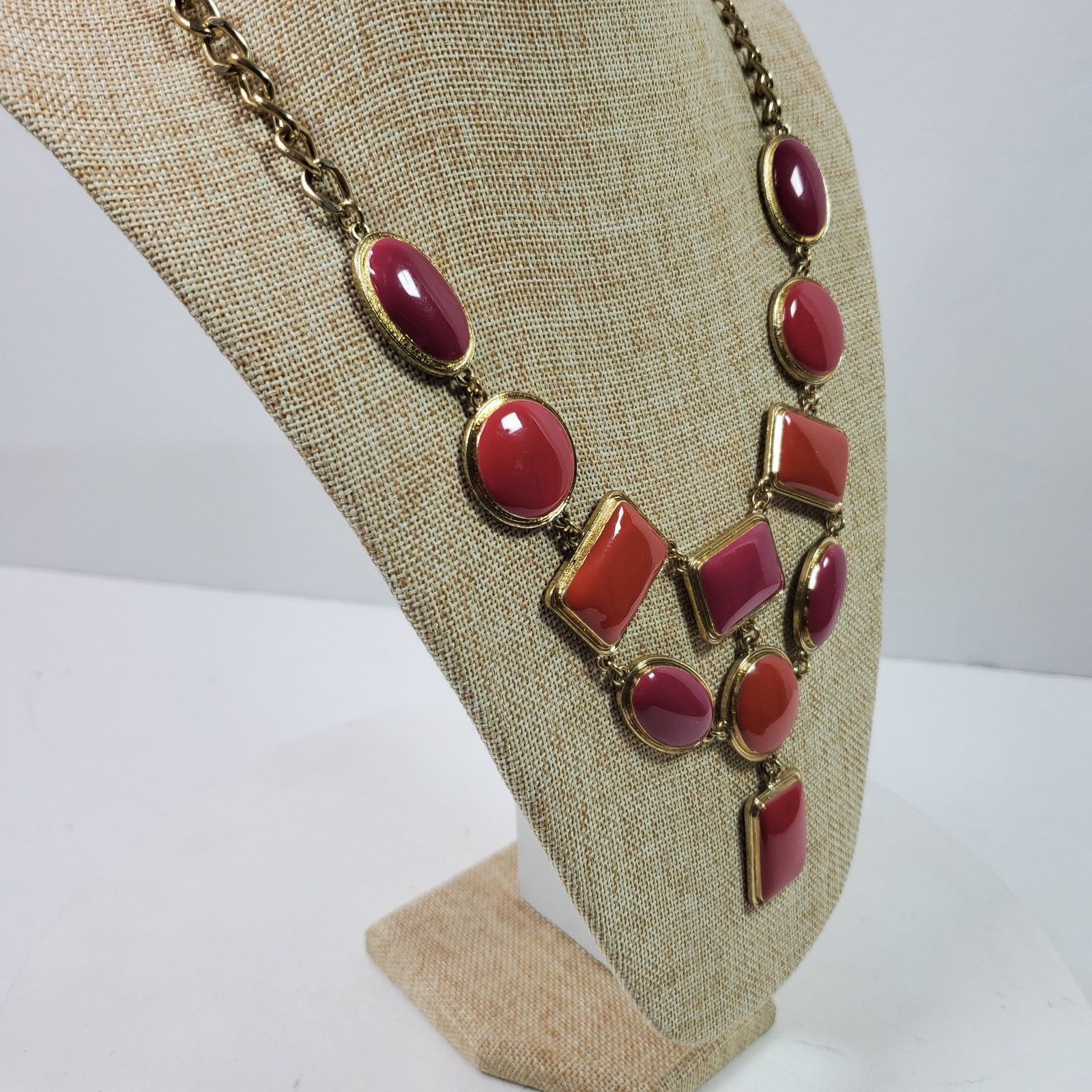 The Unbranded Brand Casual Career Necklace Gold Tone Chain w/ Pink Bib 20 Inch Size ONE SIZE - 2 Thumbnail