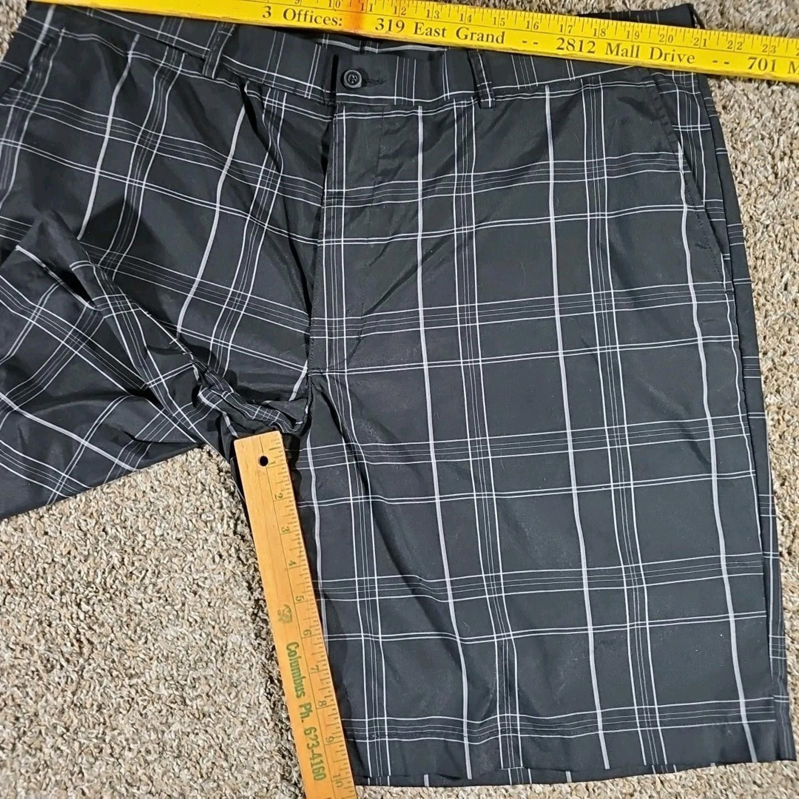 Other Ben Hogan Performance Black Windowpane 42 Shorts Size US 42 / EU 58 - 2 Thumbnail