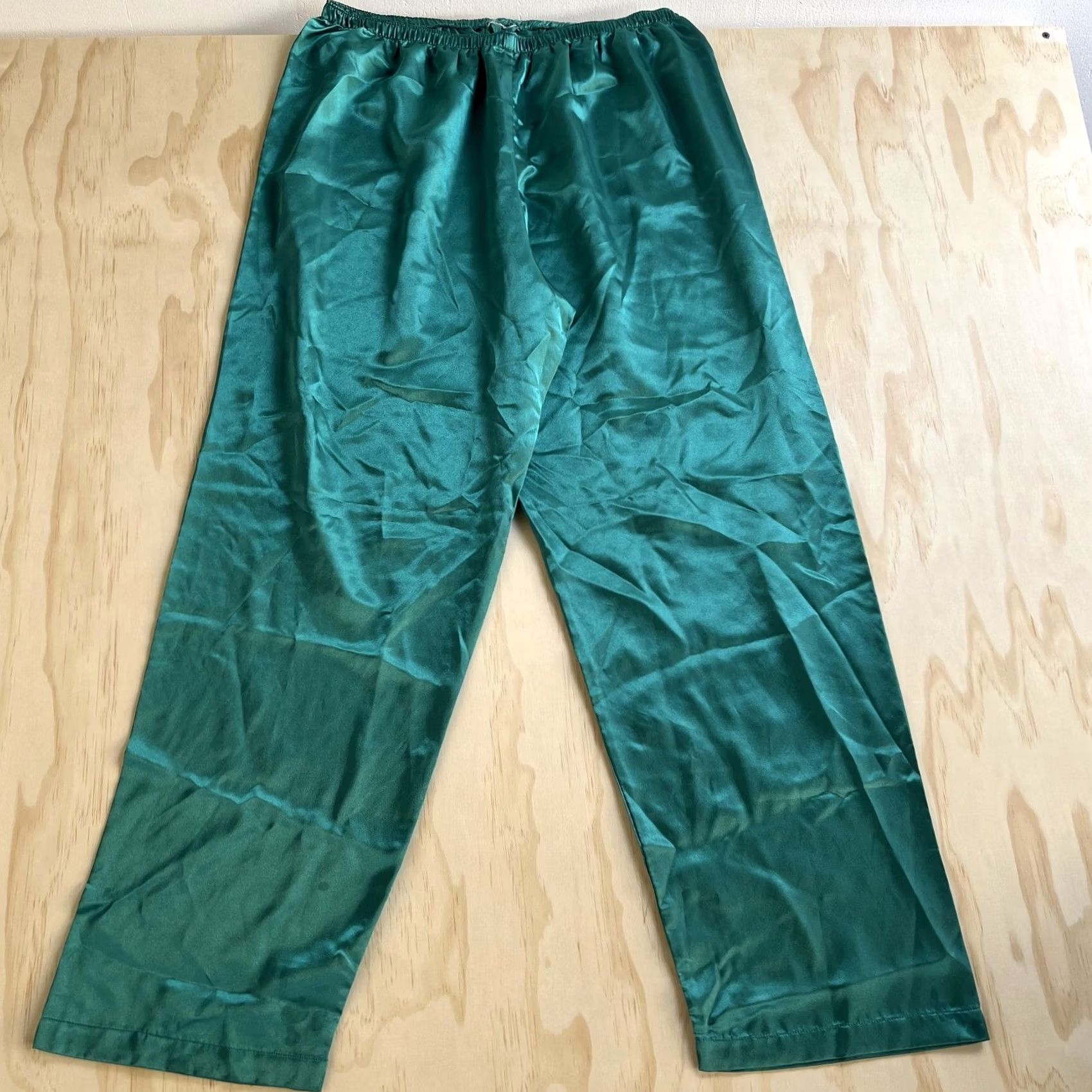 Vintage Satin Pajama Set Womens Large Green Button Front Long Sleeve 2 Piece Sleepwear Size L / US 10 / IT 46 - 2 Thumbnail