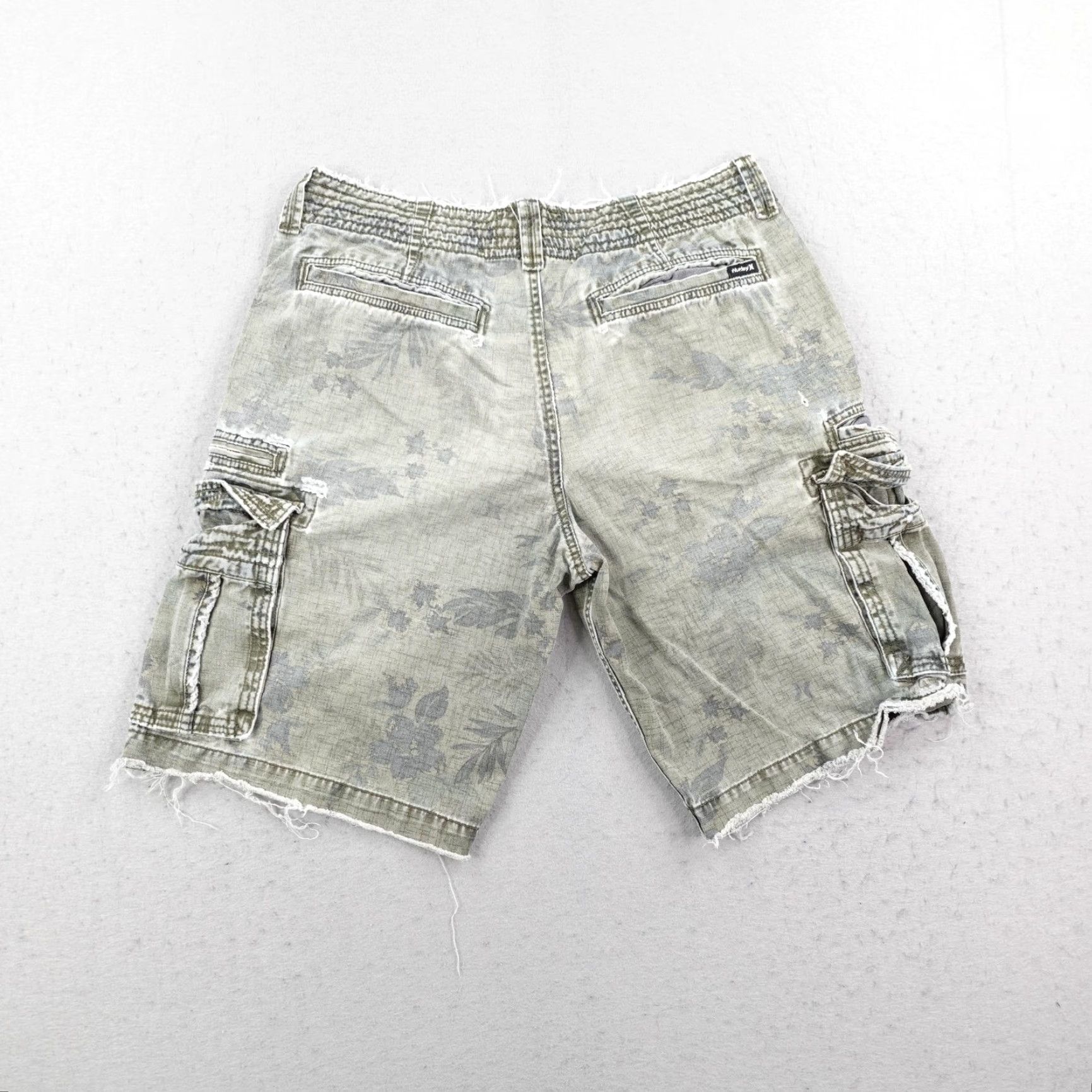 Hurley Hurley Shorts Mens 34 Distressed Cargo Floral Green Cotton Casual Size US 34 / EU 50 - 6 Thumbnail