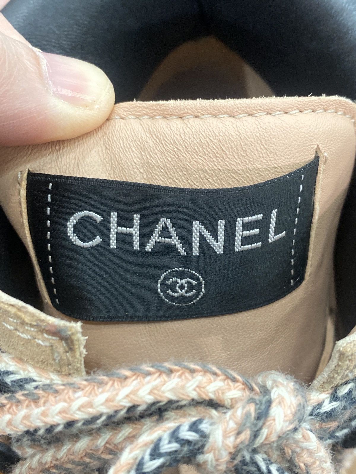Chanel Chanel lace-up ankle boots in leather and suede logo, 41.5С. Size US 11.5 / IT 41.5 - 11 Thumbnail