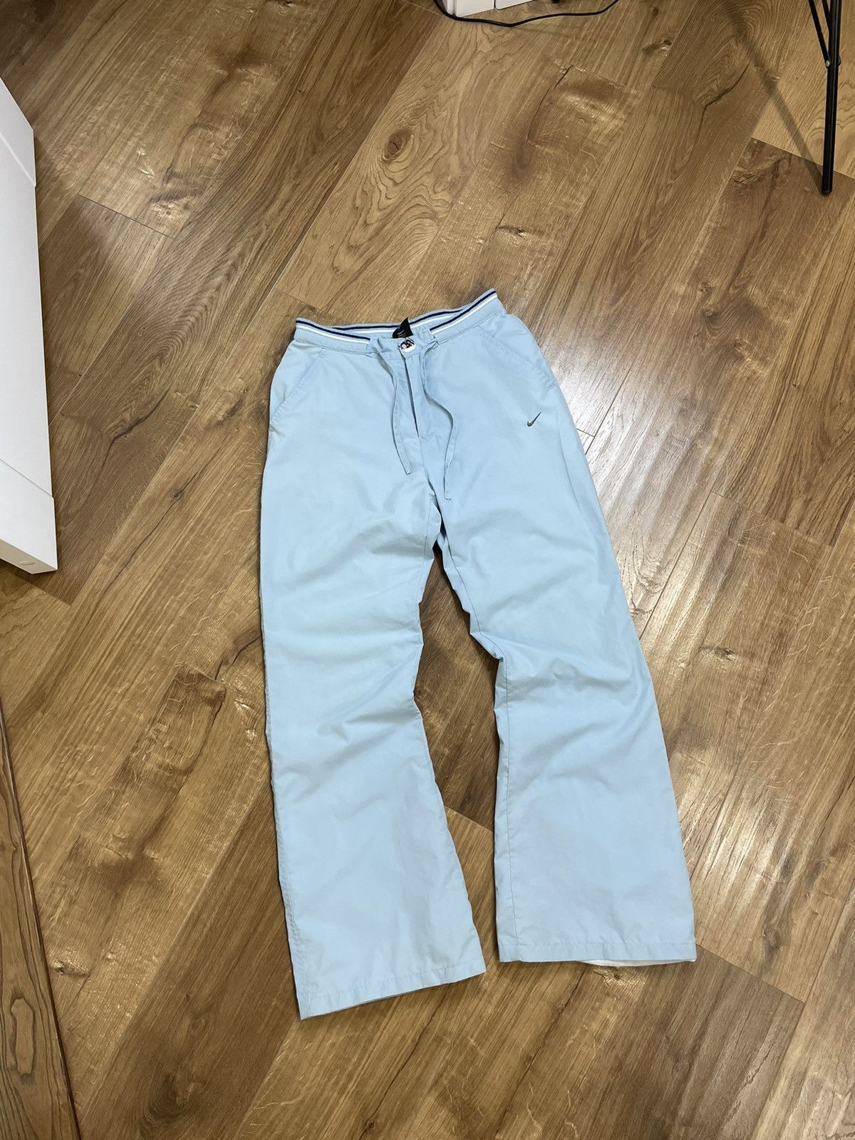 Nike × Vintage Vintage Nike 90’s Y2K Style Nylon Drill Blue Track Pants Size 27" / US 4 / IT 40 - 1 Thumbnail