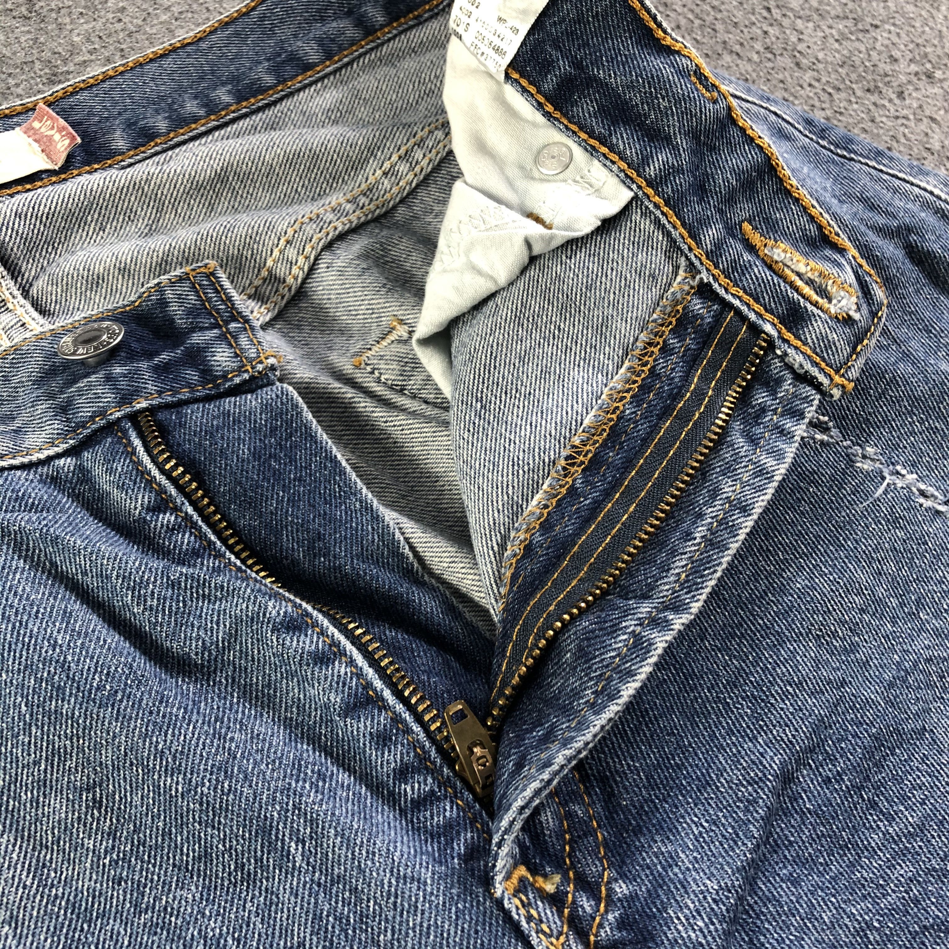Levi's Vintage Blue Wash Levis 505 Jeans-J3360 Size US 31 - 9 Thumbnail