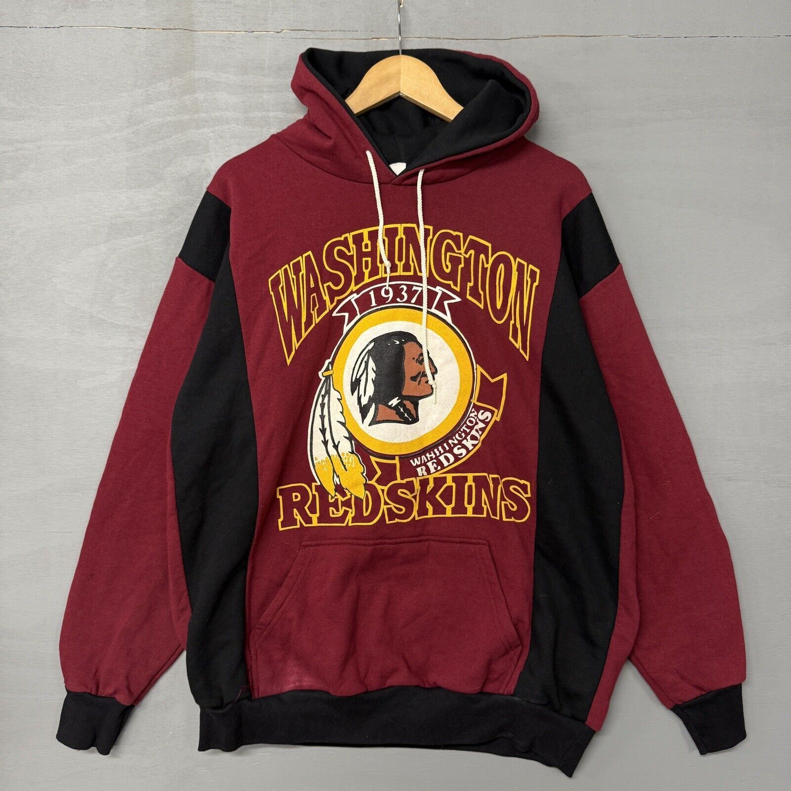 NFL RARE Vintage Washington Redskins Commanders AOP Hoodie XL Size US XL / EU 56 / 4 - 1 Thumbnail