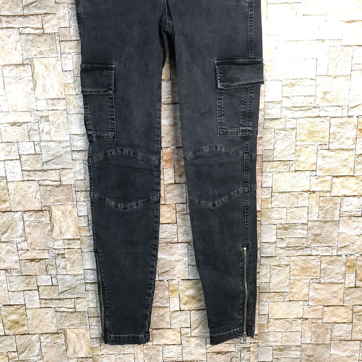 Japanese Brand Japanese Brand Black Cargo Multipocket Pants #A444 Size 26" / US 2 / IT 38 - 3 Thumbnail