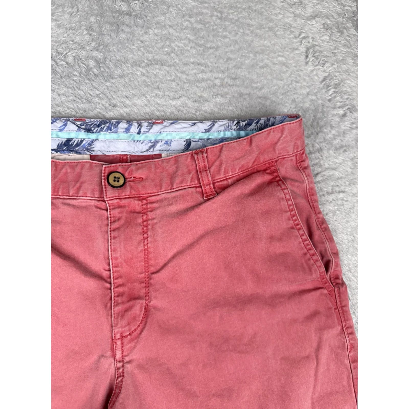 Tommy Bahama Tommy Bahama Shorts Mens 32 Chino Flat Front Zip Fly Stretch Marlin Beach Casual Update Size US 32 / EU 48 - 5 Thumbnail