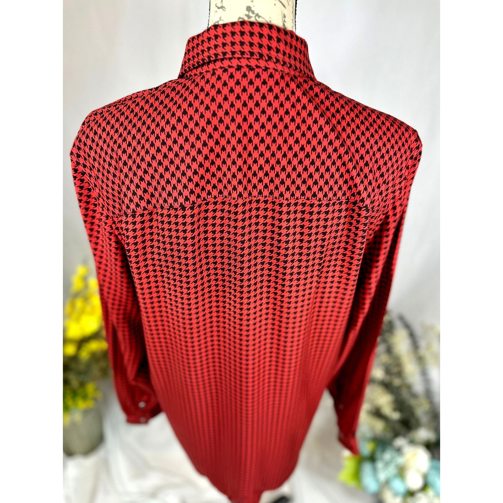 The Kooples The Kooples Mens Black and Red Houndstooth Shirt Snaps S Size US S / EU 44-46 / 1 - 14 Thumbnail