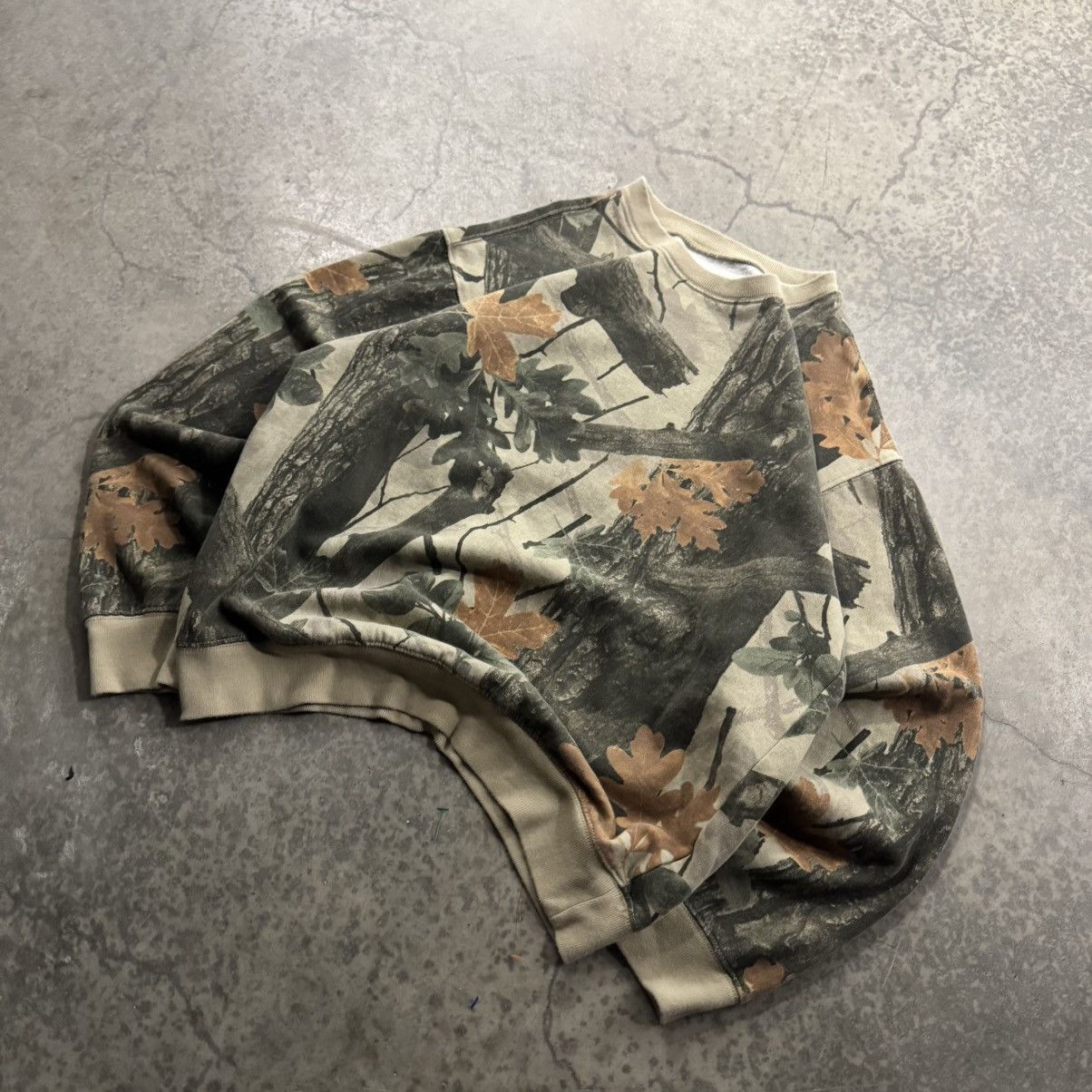 Aeropostale Aeropostale Tree Camo Crewneck Sweatshirt S Size US S / EU 44-46 / 1 - 2 Thumbnail