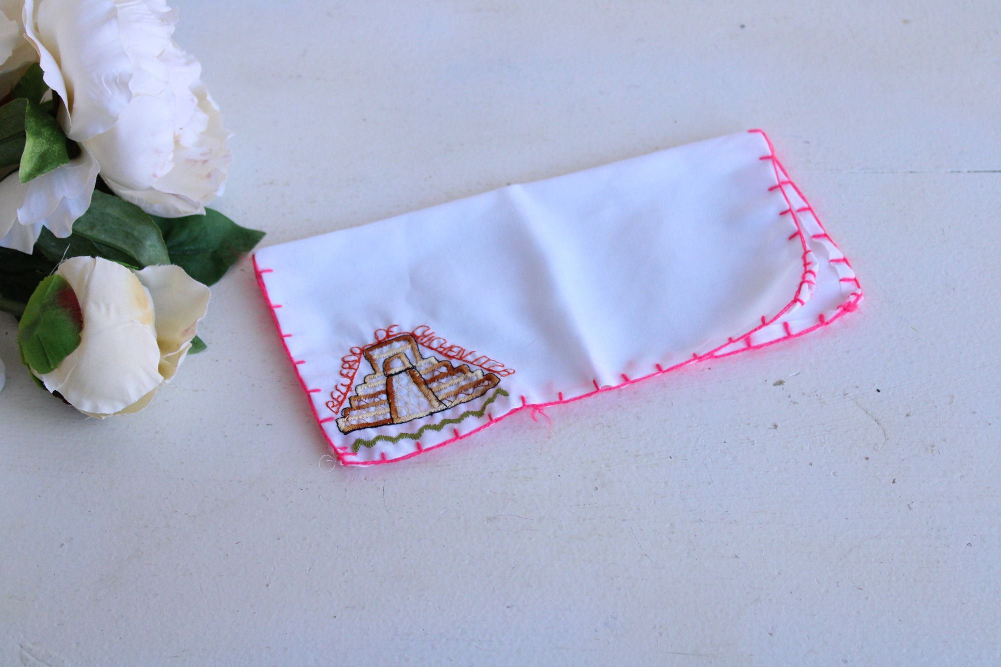 Vintage Vintage Handkerchief, Chichen Itza Mayan Mexico Souvenir, E Size ONE SIZE - 10 Thumbnail