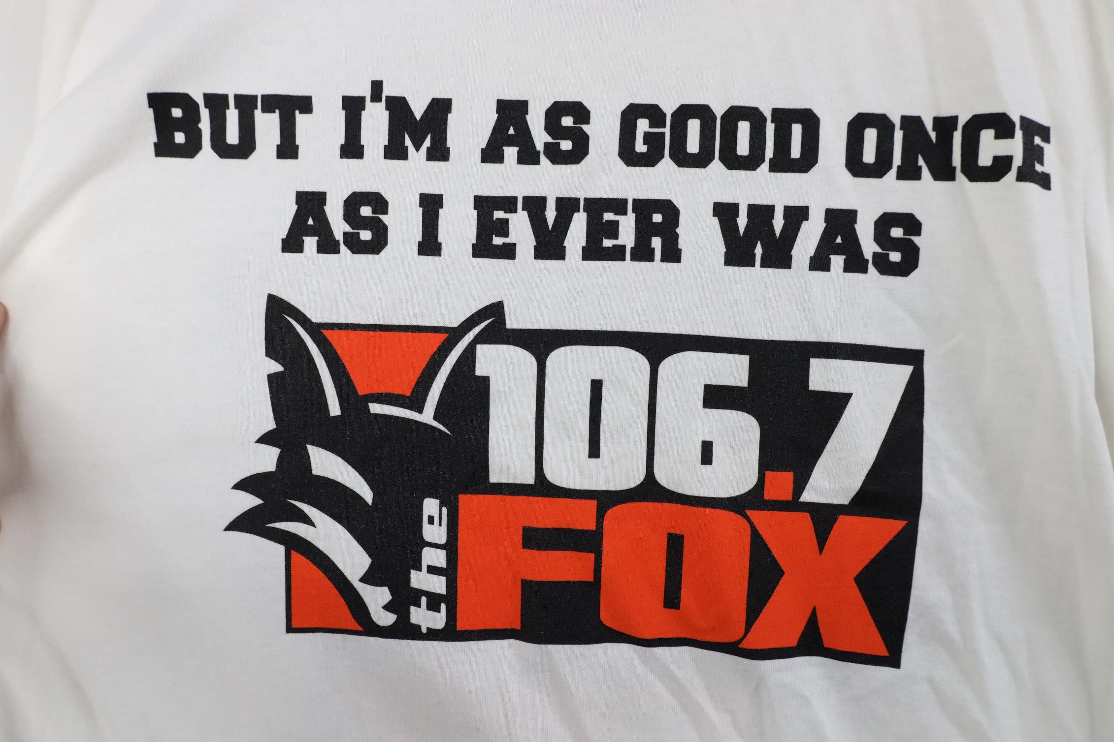 Vintage Vintage Y2K Fox 106.7 Radio Station Short Sleeve T-Shirt Size US XL / EU 56 / 4 - 8 Thumbnail