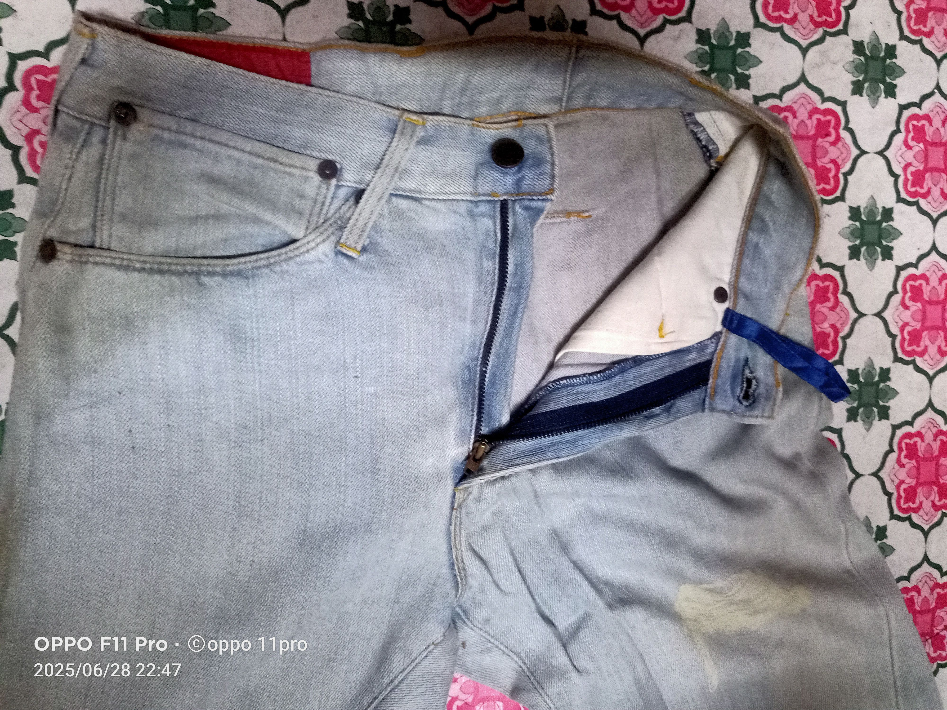 If Six Was Nine × Le Grande Bleu (L.G.B.) × Levi's Vintage Levis' Red '2001 Flare Denim Low Rise Single Poket Size US 30 / EU 46 - 21 Thumbnail