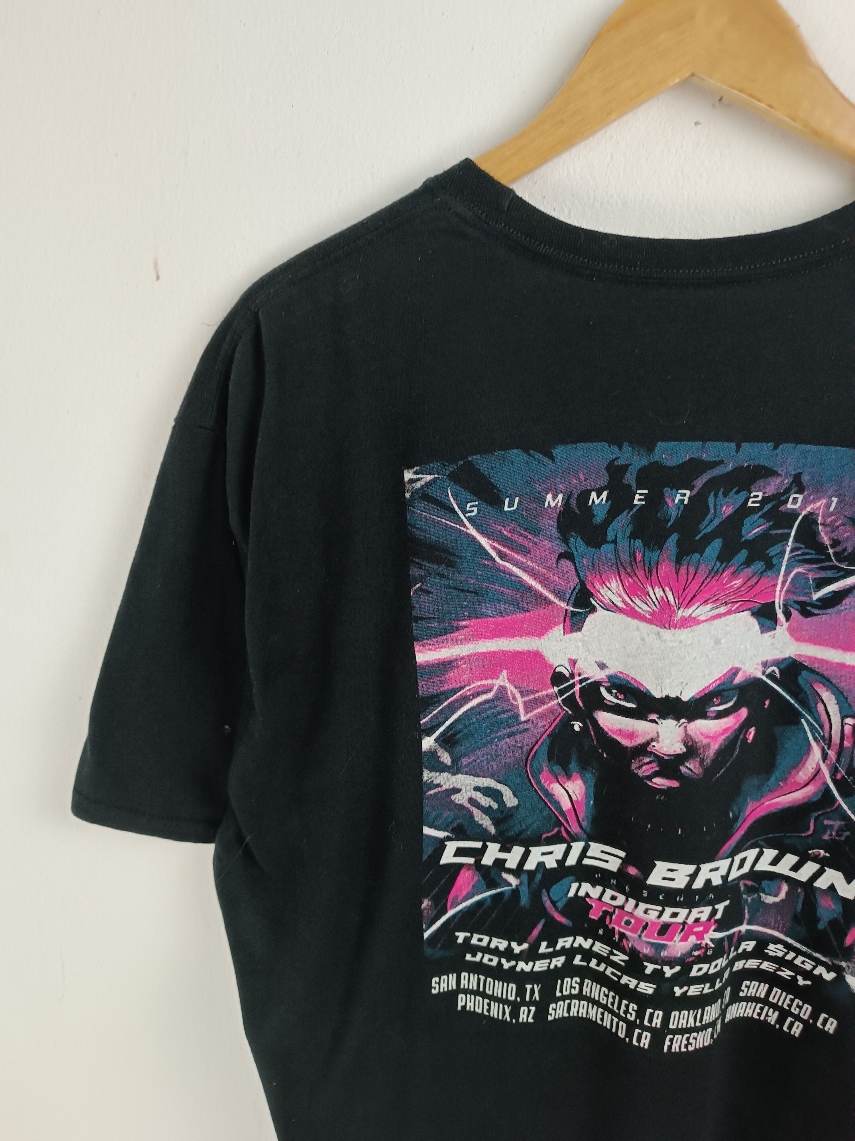 Rap Tees VINTAGE CHRIS BROWN INDIGO TOUR 2019 rihanna usher drake Size US XL / EU 56 / 4 - 10 Thumbnail