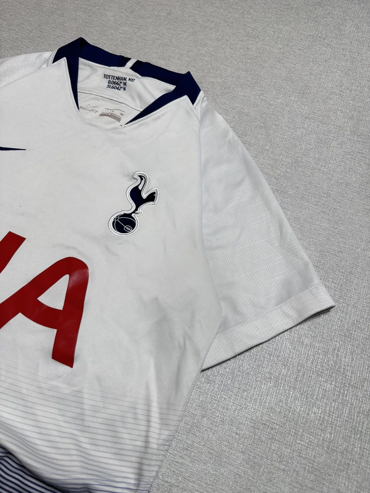 Nike Nike Tottenham home jersey Hotspur 2018/19 Size US S / EU 44-46 / 1 - 6 Thumbnail