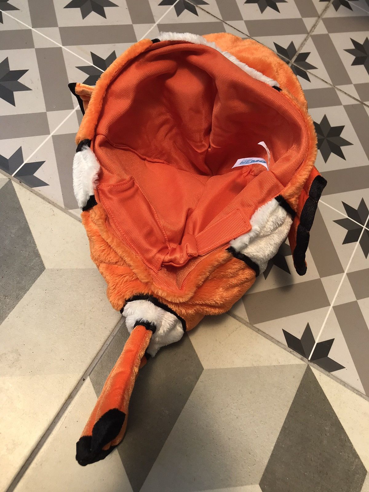 Disney × Japanese Brand FINDING NEMO CLOWNFISH CAP HAT BY TOKYO DISNEY RESORT Size ONE SIZE - 6 Thumbnail