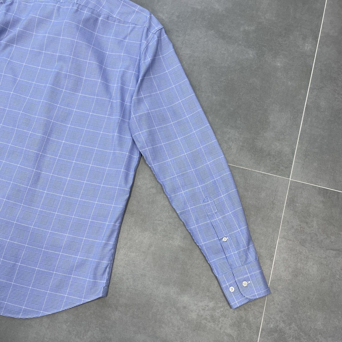 Suitsupply Suitsupply Traveller Slim Fit Button Shirt Size 40/15 Size US L / EU 52-54 / 3 - 21 Thumbnail
