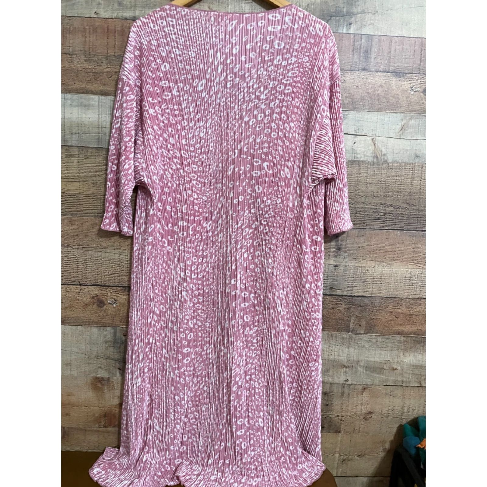 Vintage LuLaRoe Shirley Kimono Cover up Small Pink - Jersey Kimono Sleeve - Women’s Regular Medium - LulaRoe Shirley Print Size S / US 4 / IT 40 - 3 Thumbnail